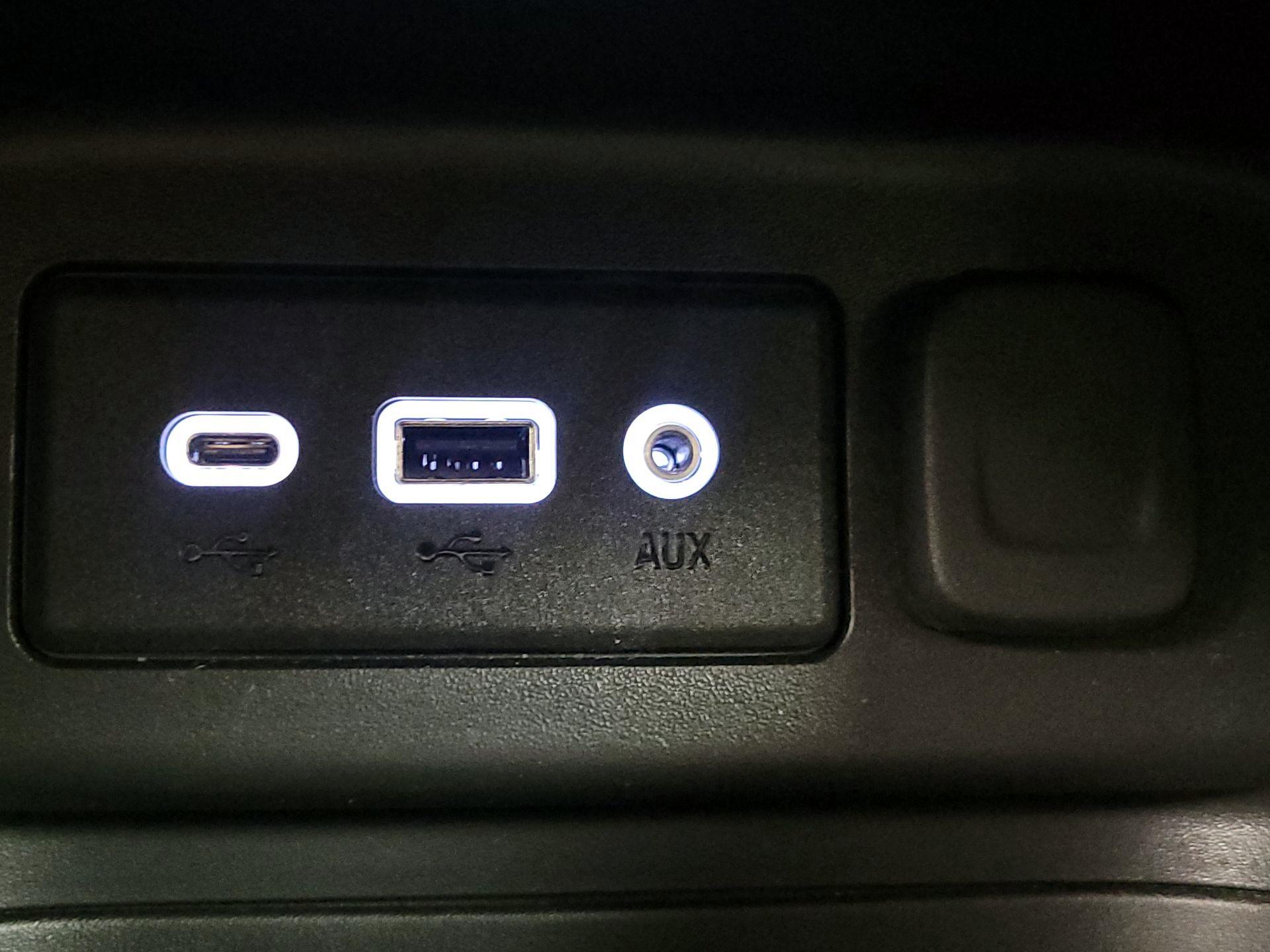 Thumbnail: 2023 Chevrolet Equinox - 18