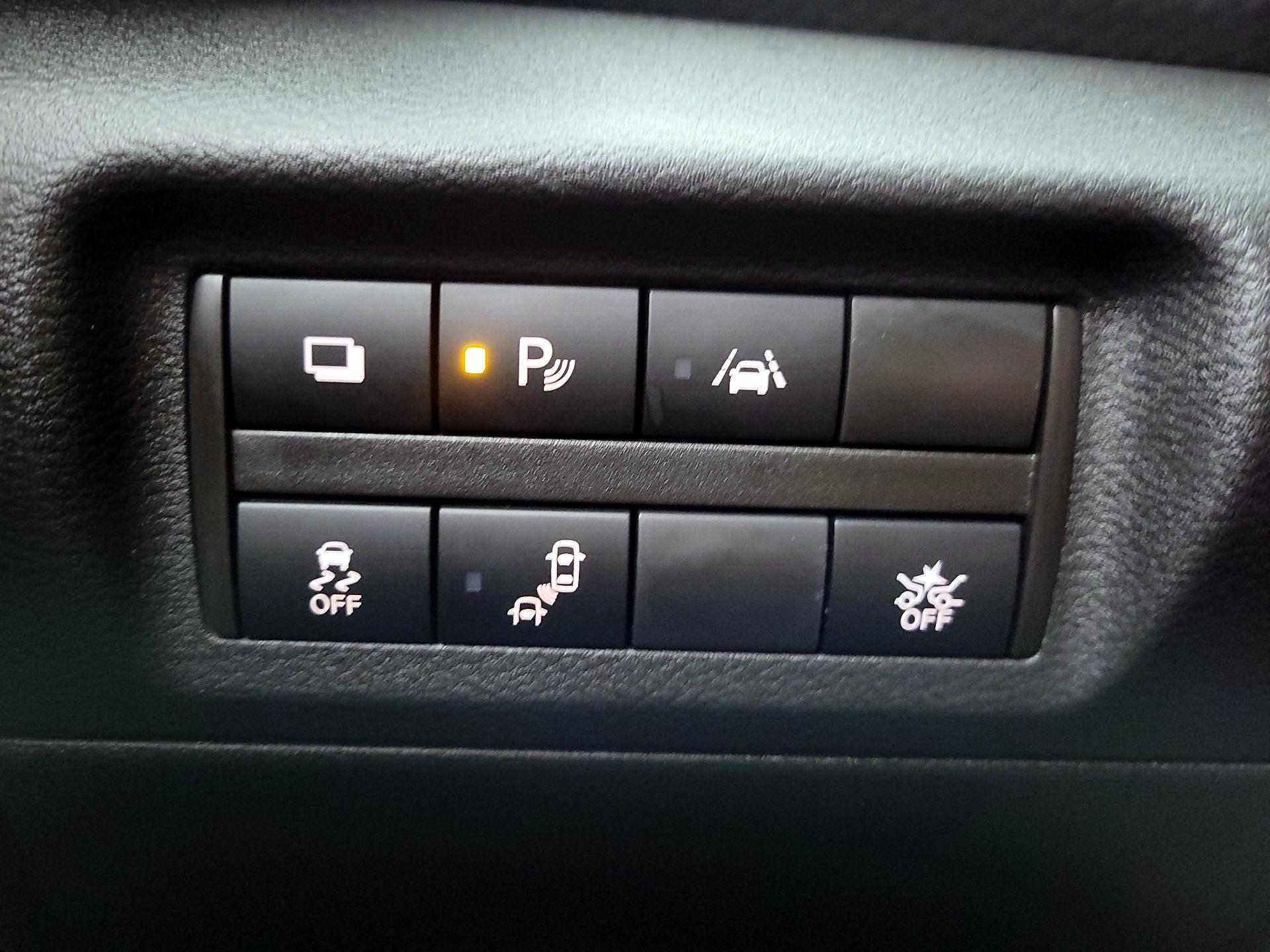 Thumbnail: 2022 Nissan Kicks - 13