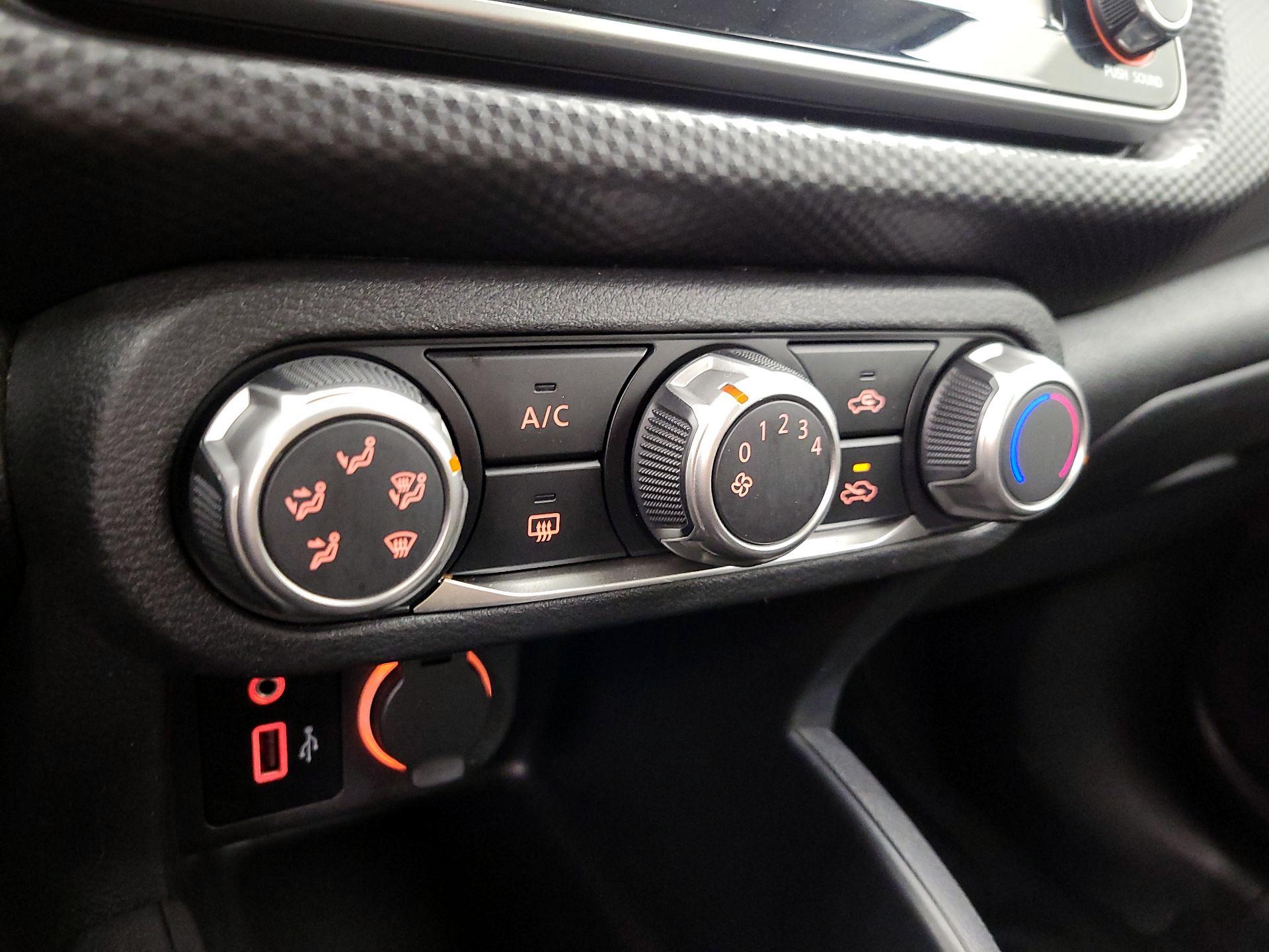 Thumbnail: 2022 Nissan Kicks - 16