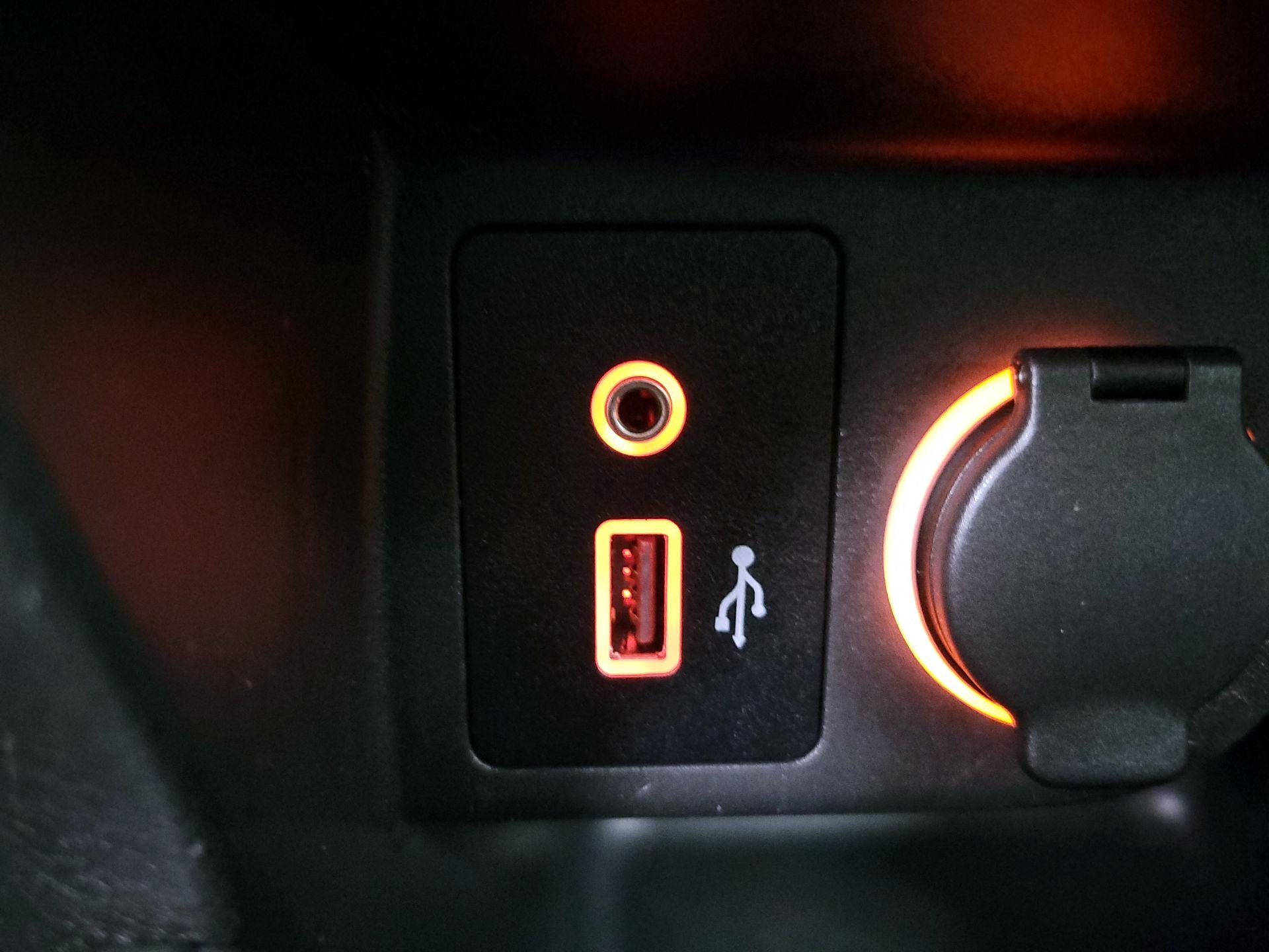 Thumbnail: 2022 Nissan Kicks - 18