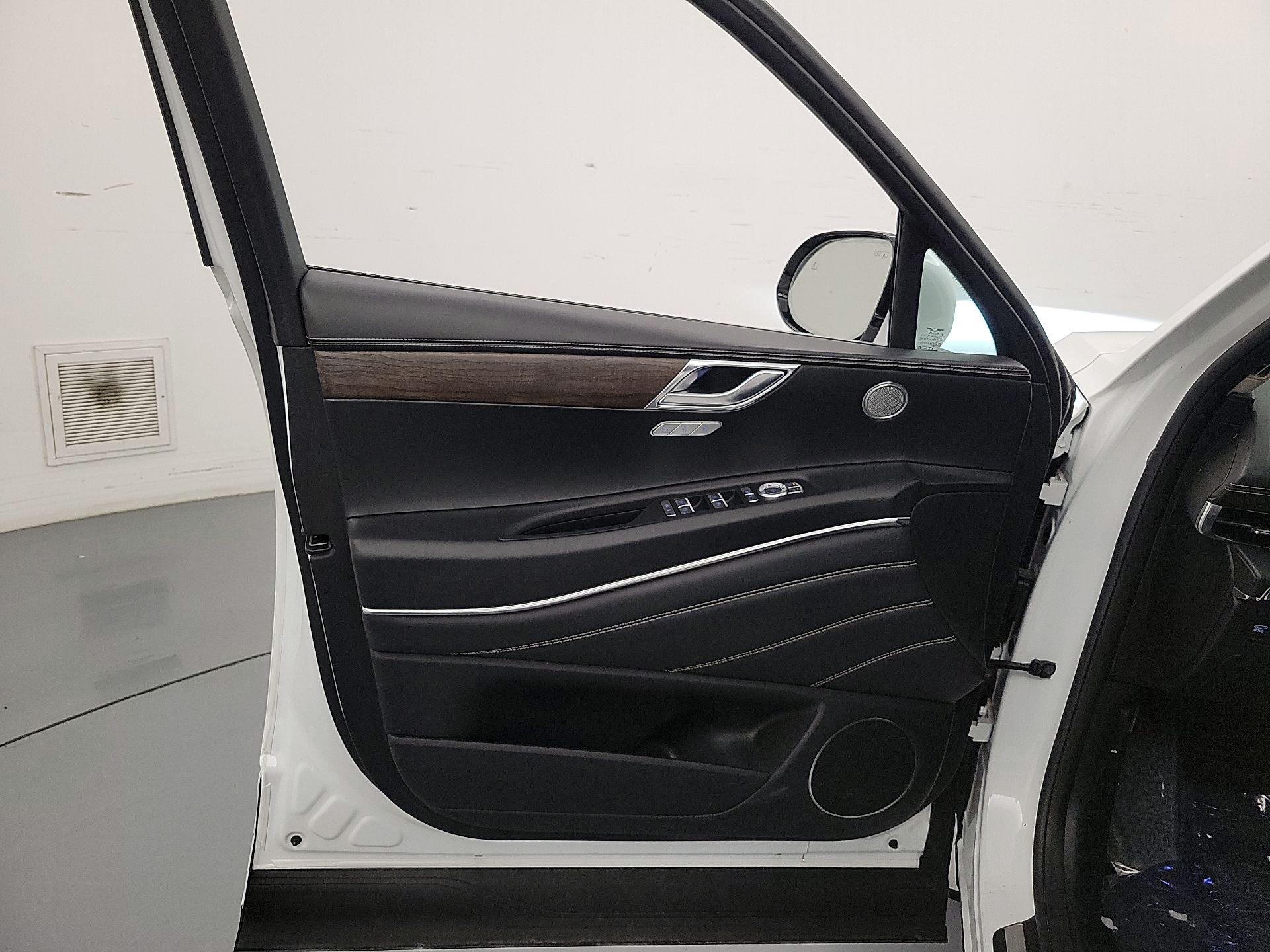 Thumbnail: 2024 Genesis GV80 - 12