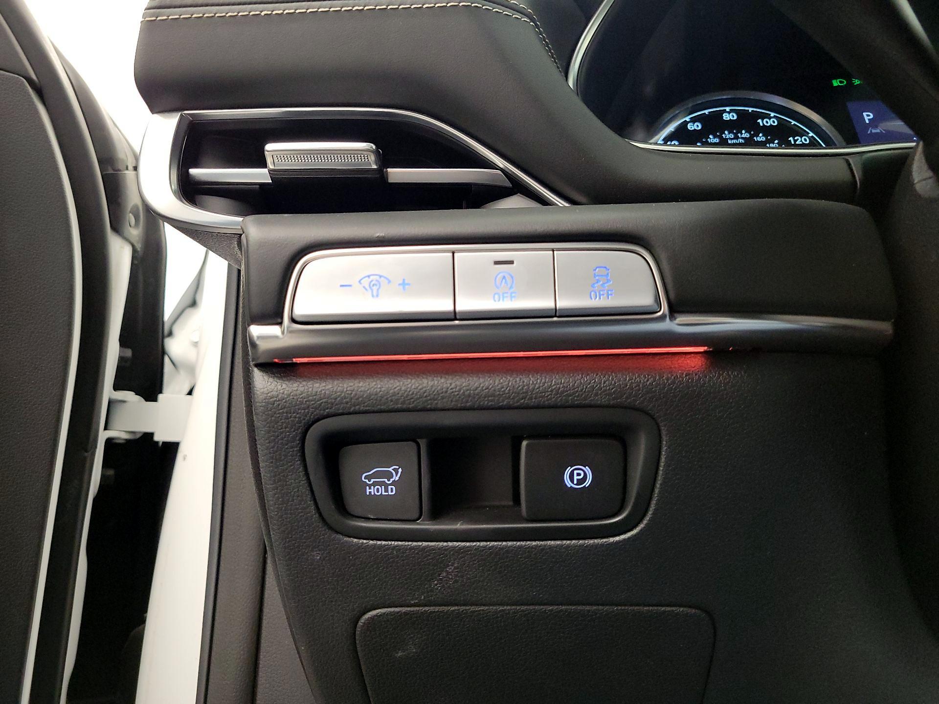 Thumbnail: 2024 Genesis GV80 - 13