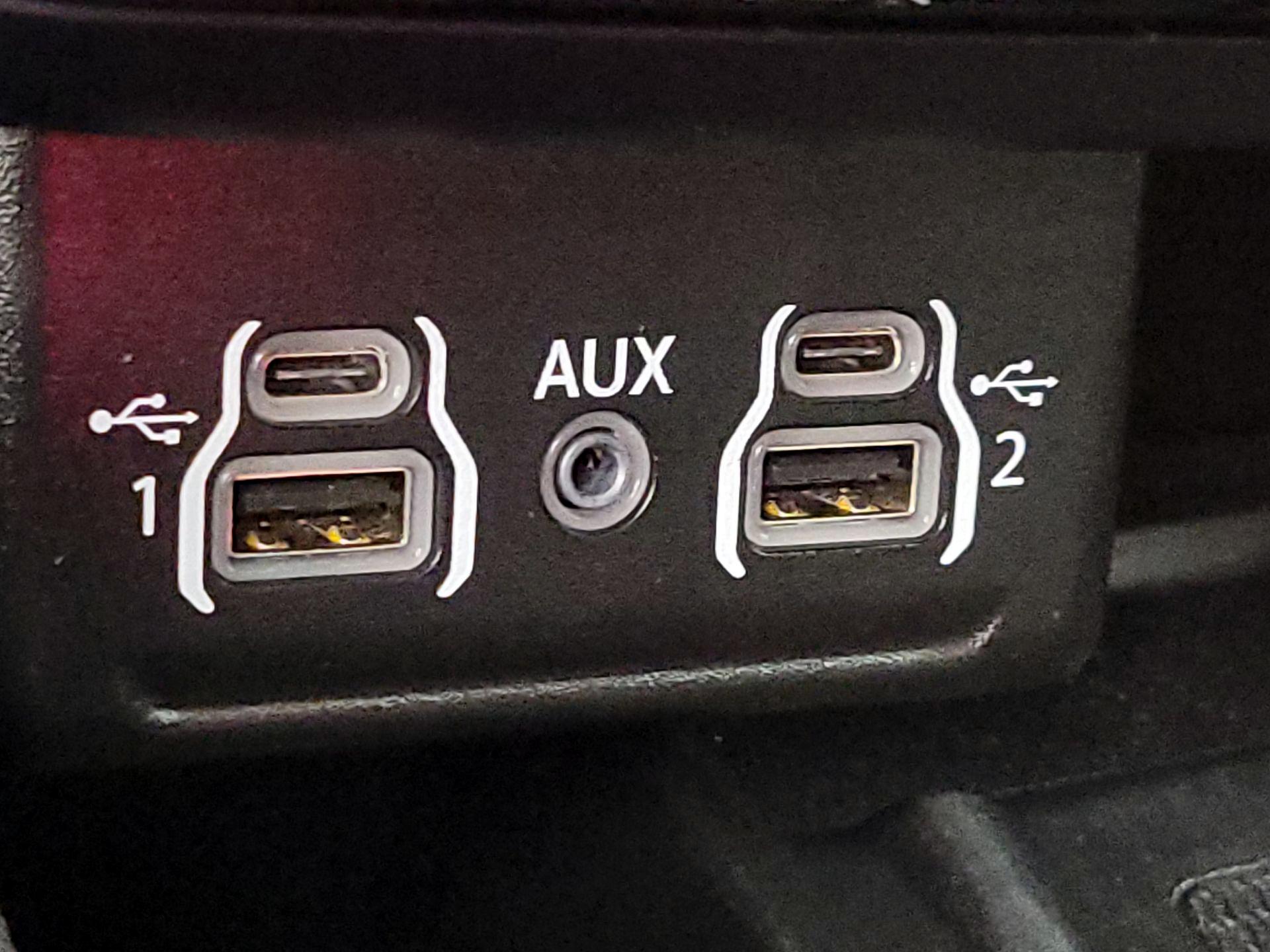 Thumbnail: 2022 Dodge Durango - 19