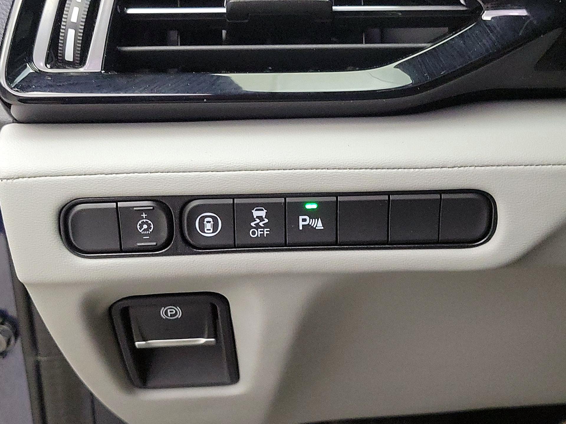 Thumbnail: 2023 Acura MDX - 13