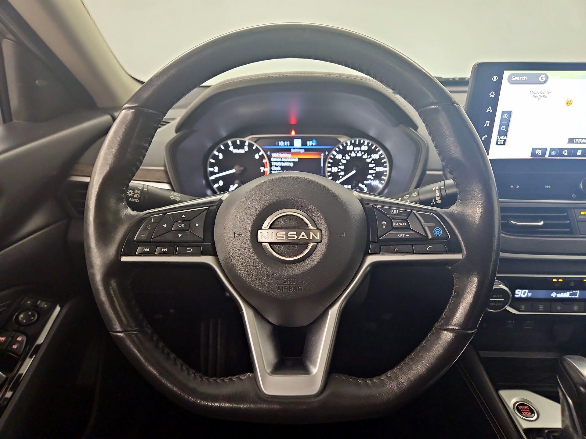 Thumbnail: 2023 Nissan Altima - 10