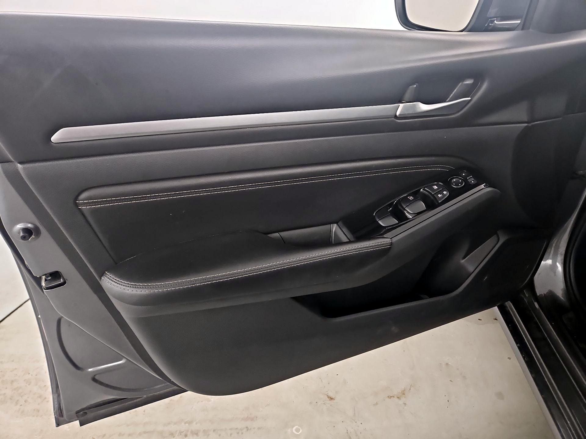 Thumbnail: 2023 Nissan Altima - 12