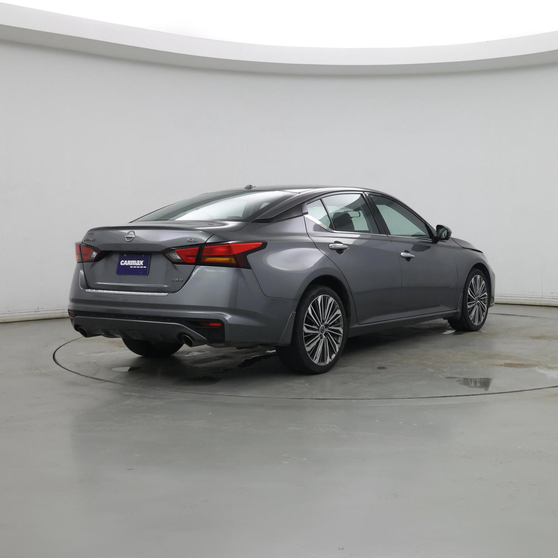 Thumbnail: 2023 Nissan Altima - 8