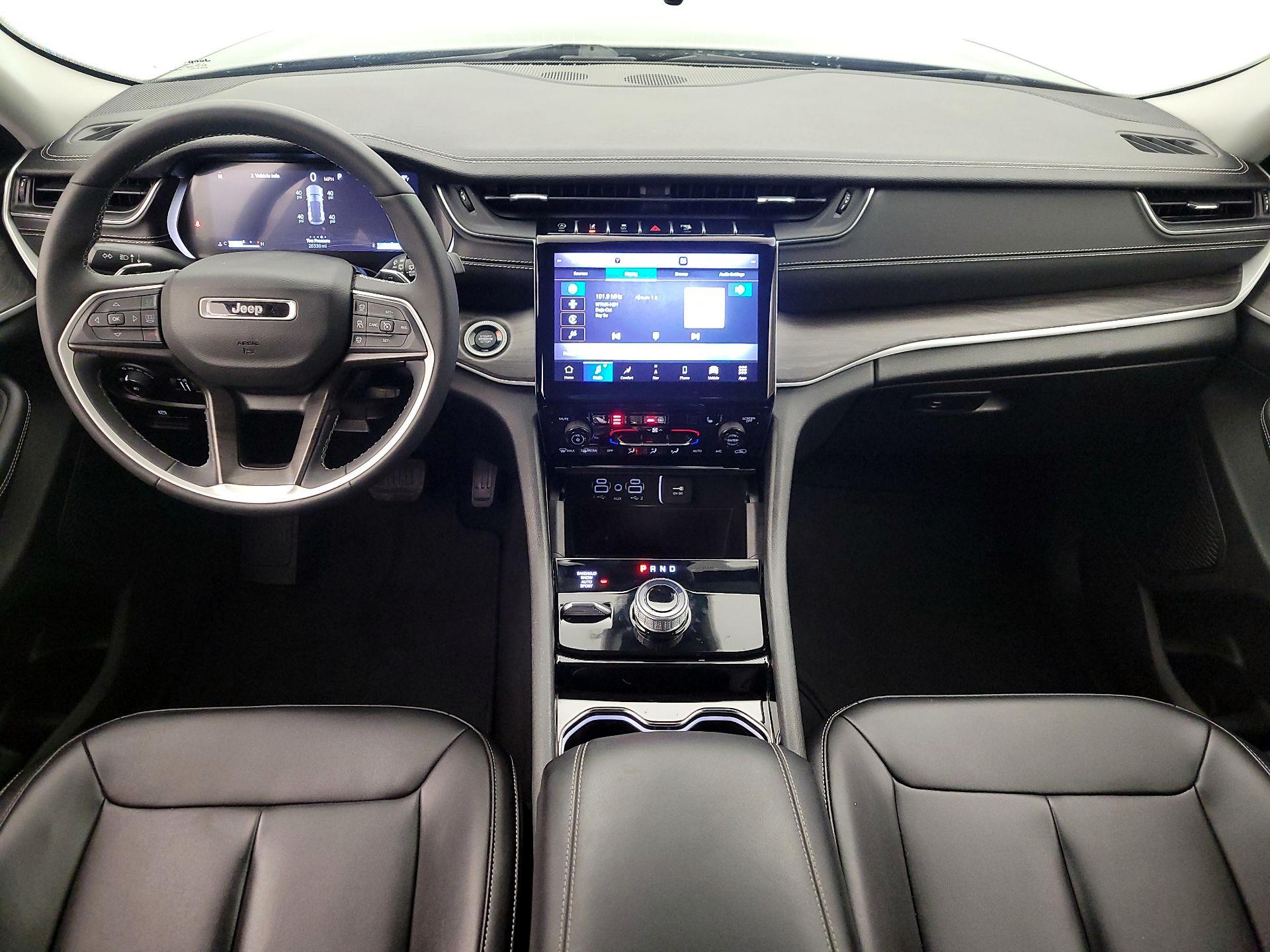 Thumbnail: 2023 Jeep Grand Cherokee - 9