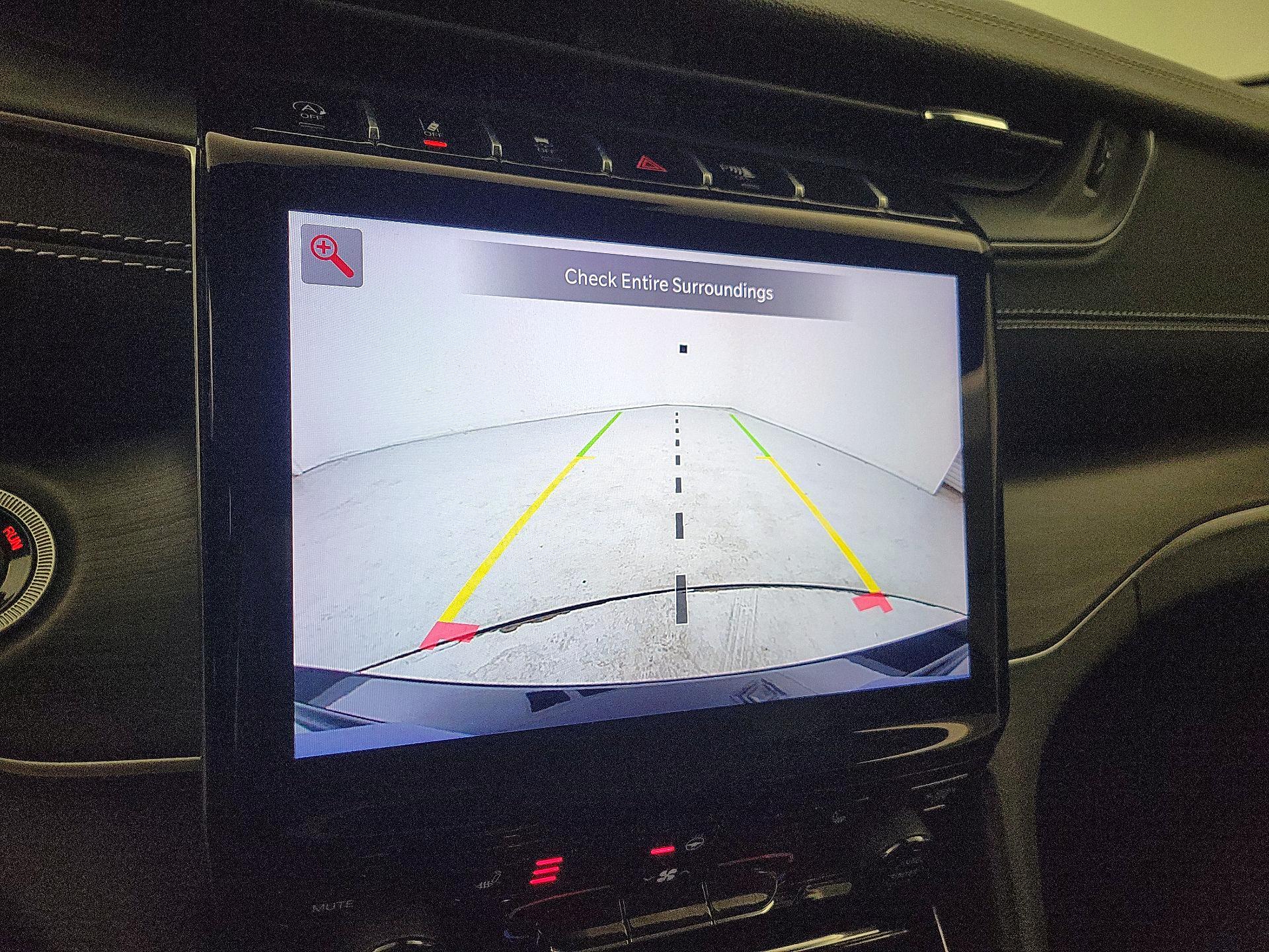 Thumbnail: 2023 Jeep Grand Cherokee - 15