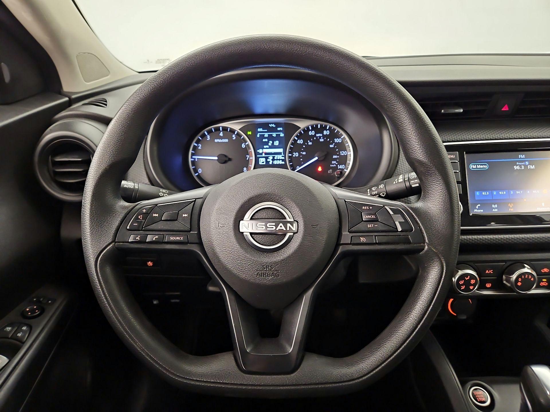 Thumbnail: 2023 Nissan Kicks - 10