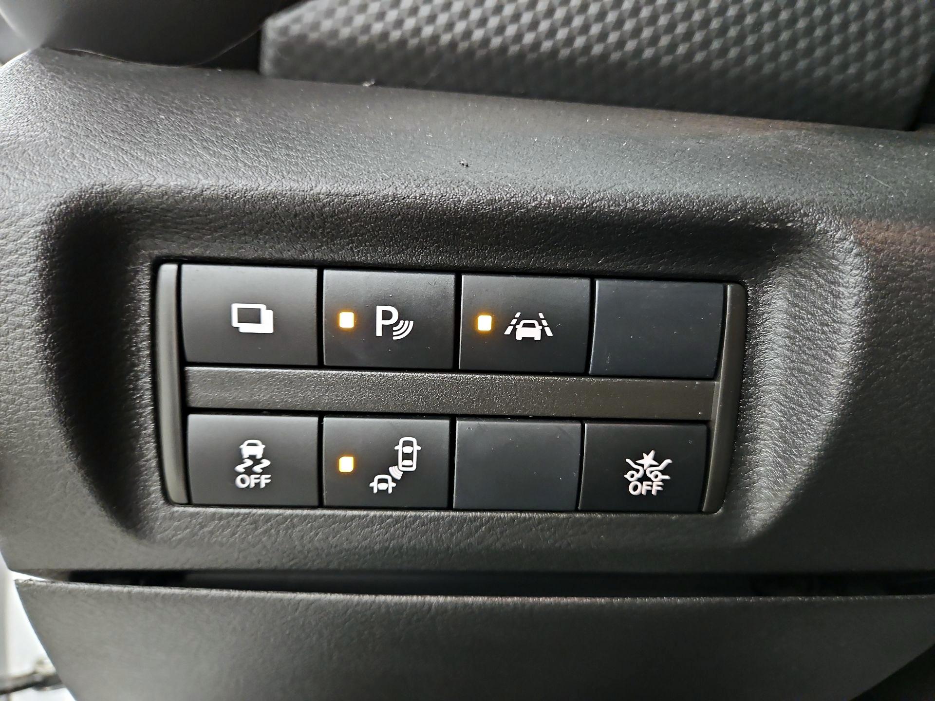 Thumbnail: 2023 Nissan Kicks - 13