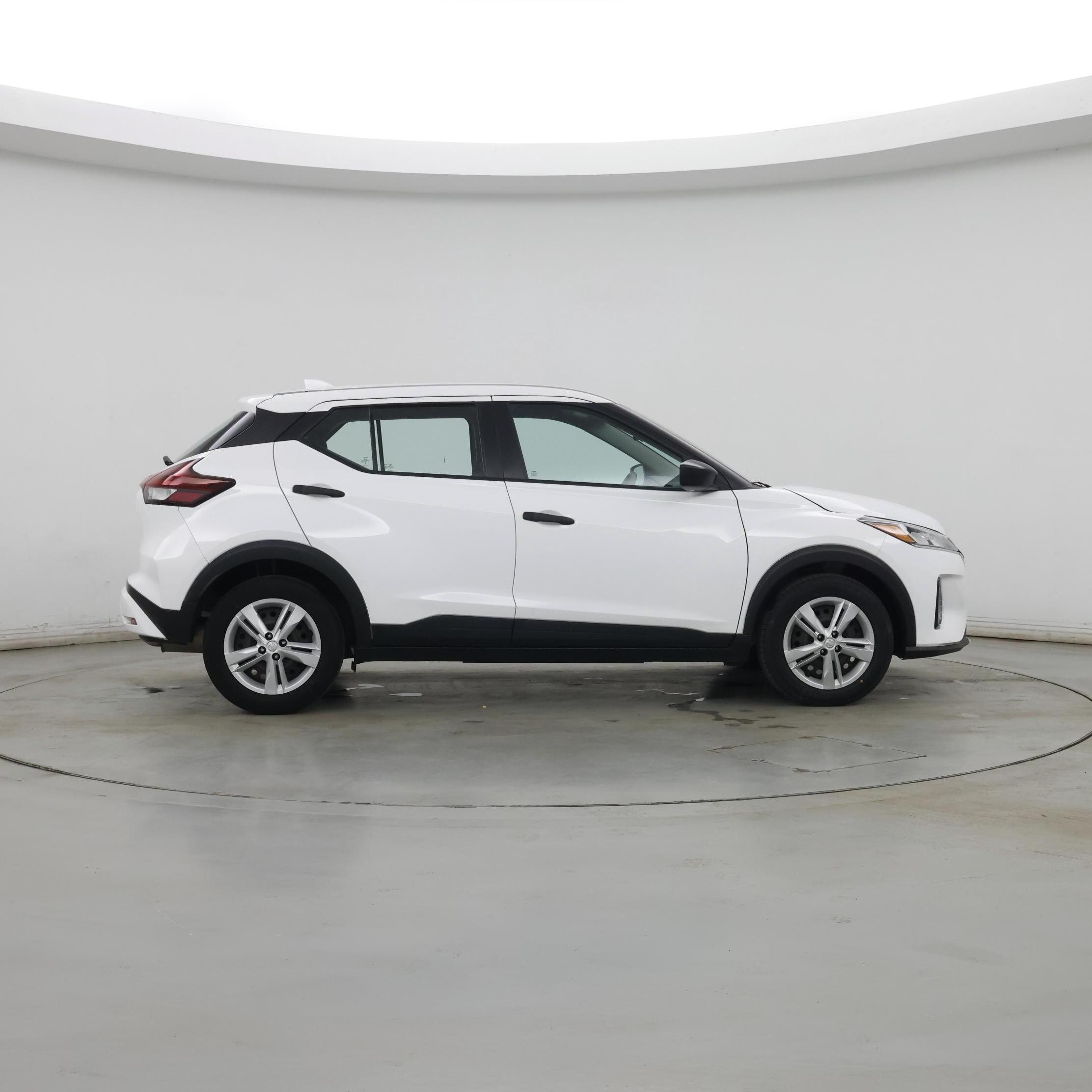 Thumbnail: 2023 Nissan Kicks - 7