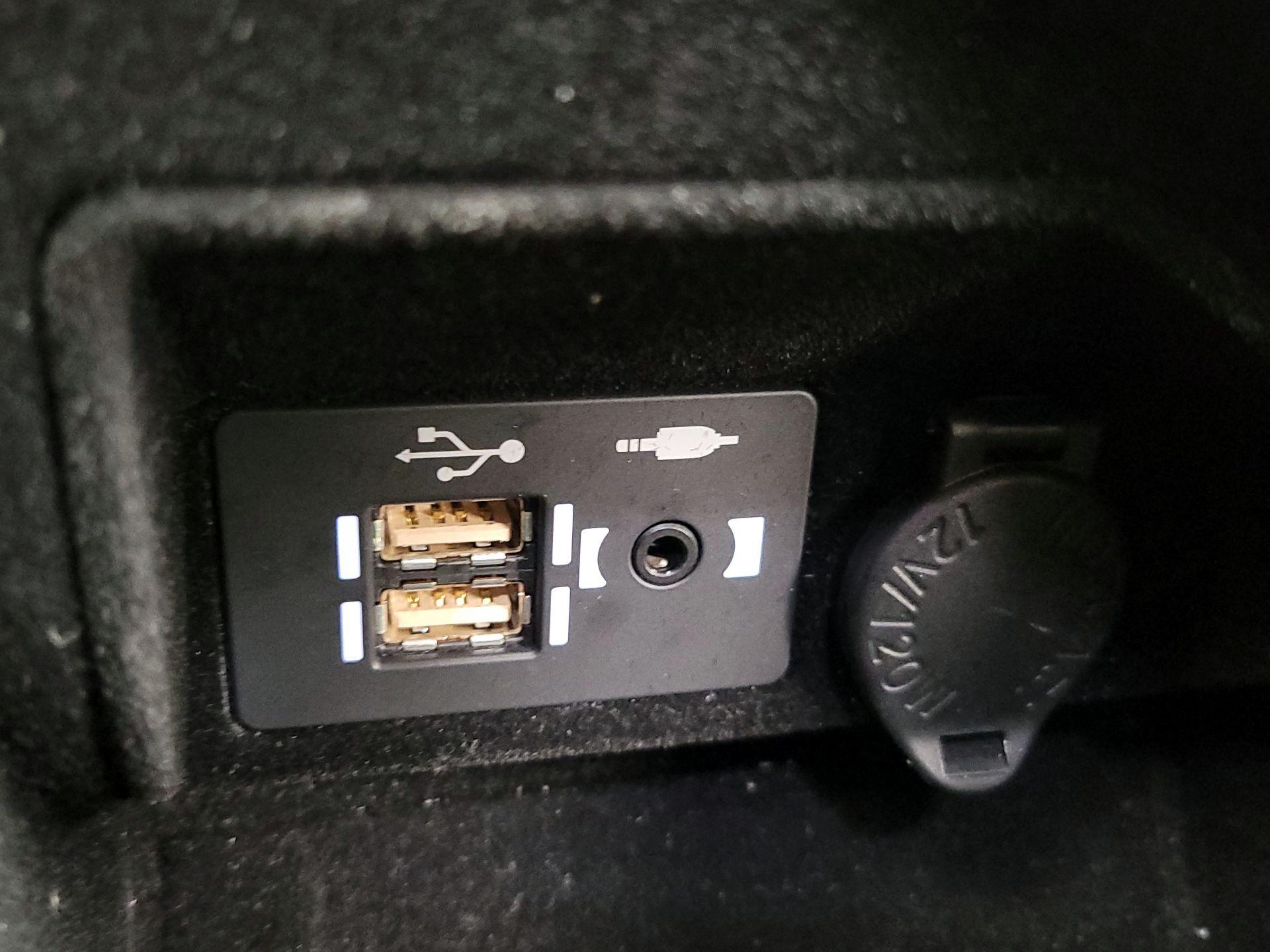 Thumbnail: 2022 Lexus IS - 18