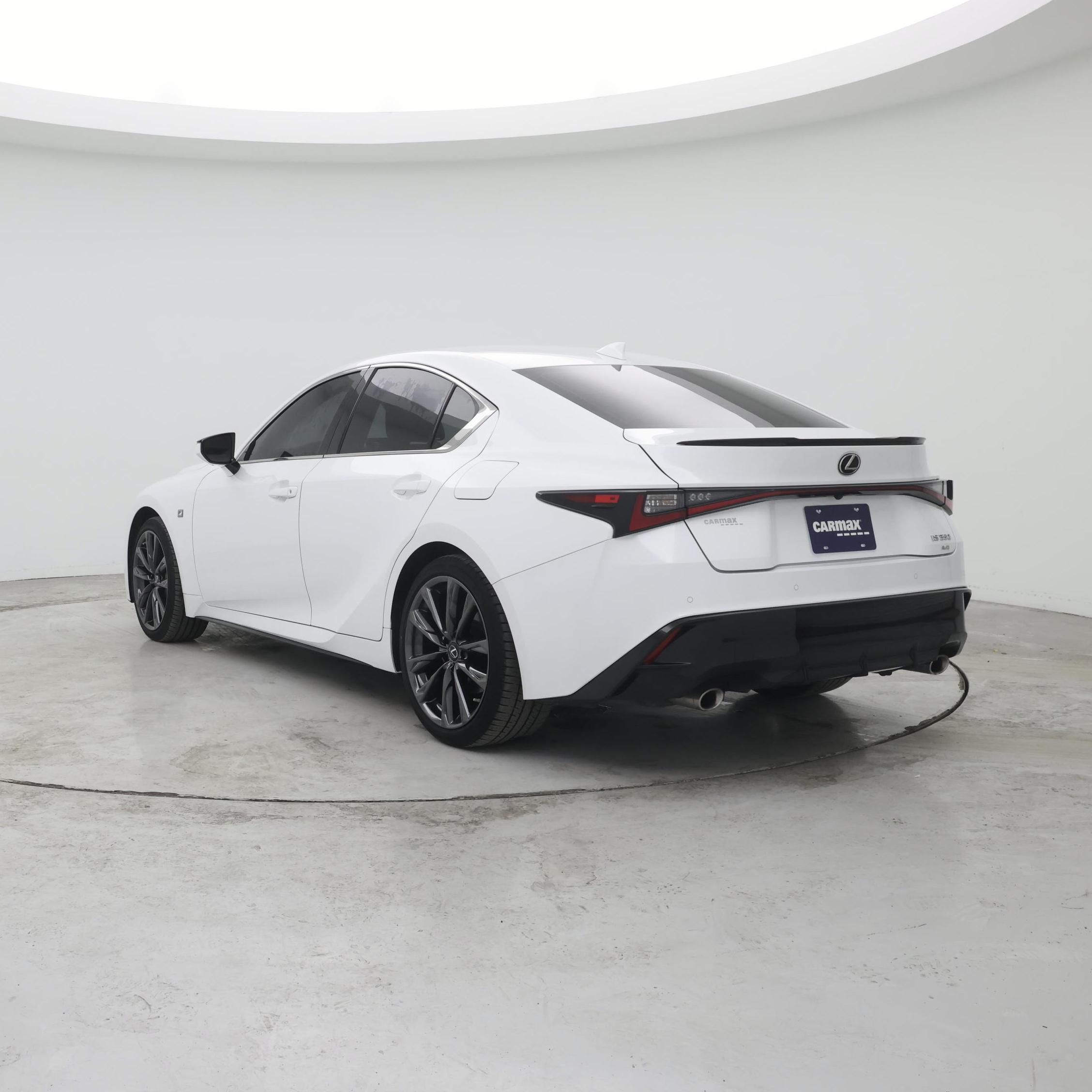 Thumbnail: 2022 Lexus IS - 2