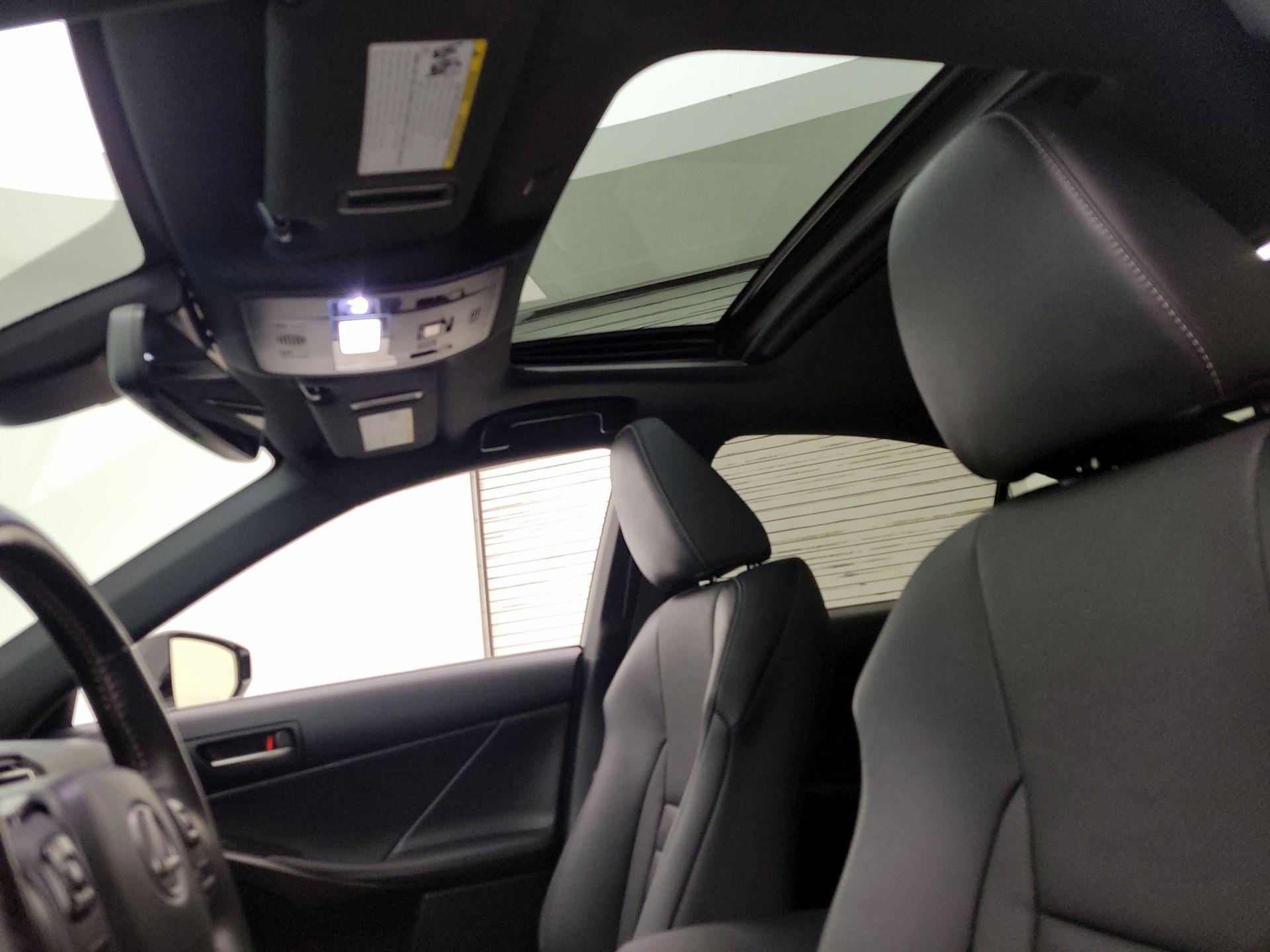 Thumbnail: 2022 Lexus IS - 19