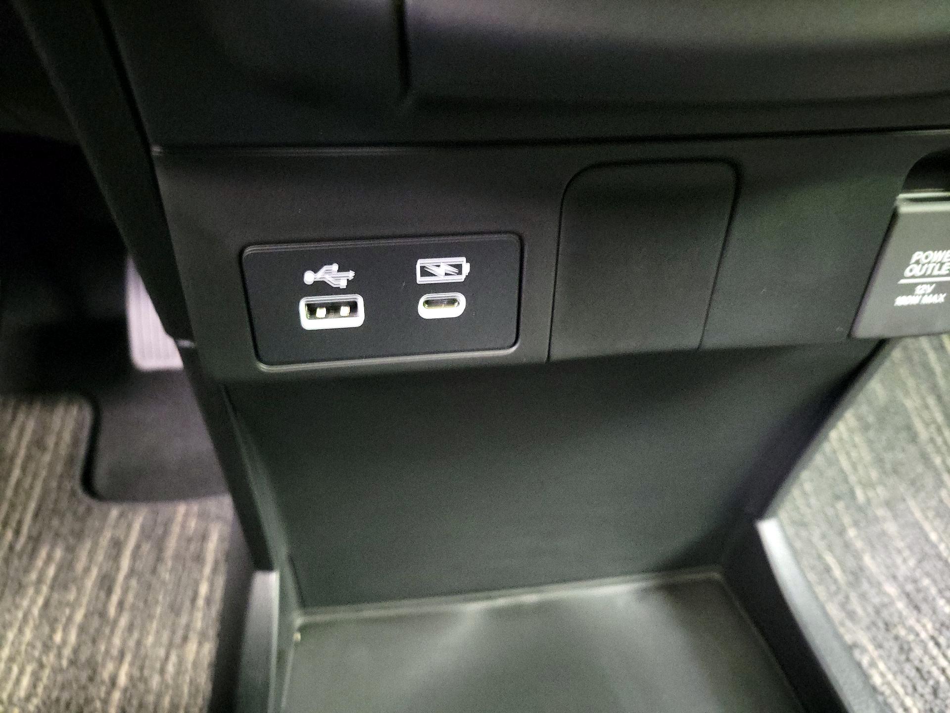 Thumbnail: 2025 Honda Odyssey - 18