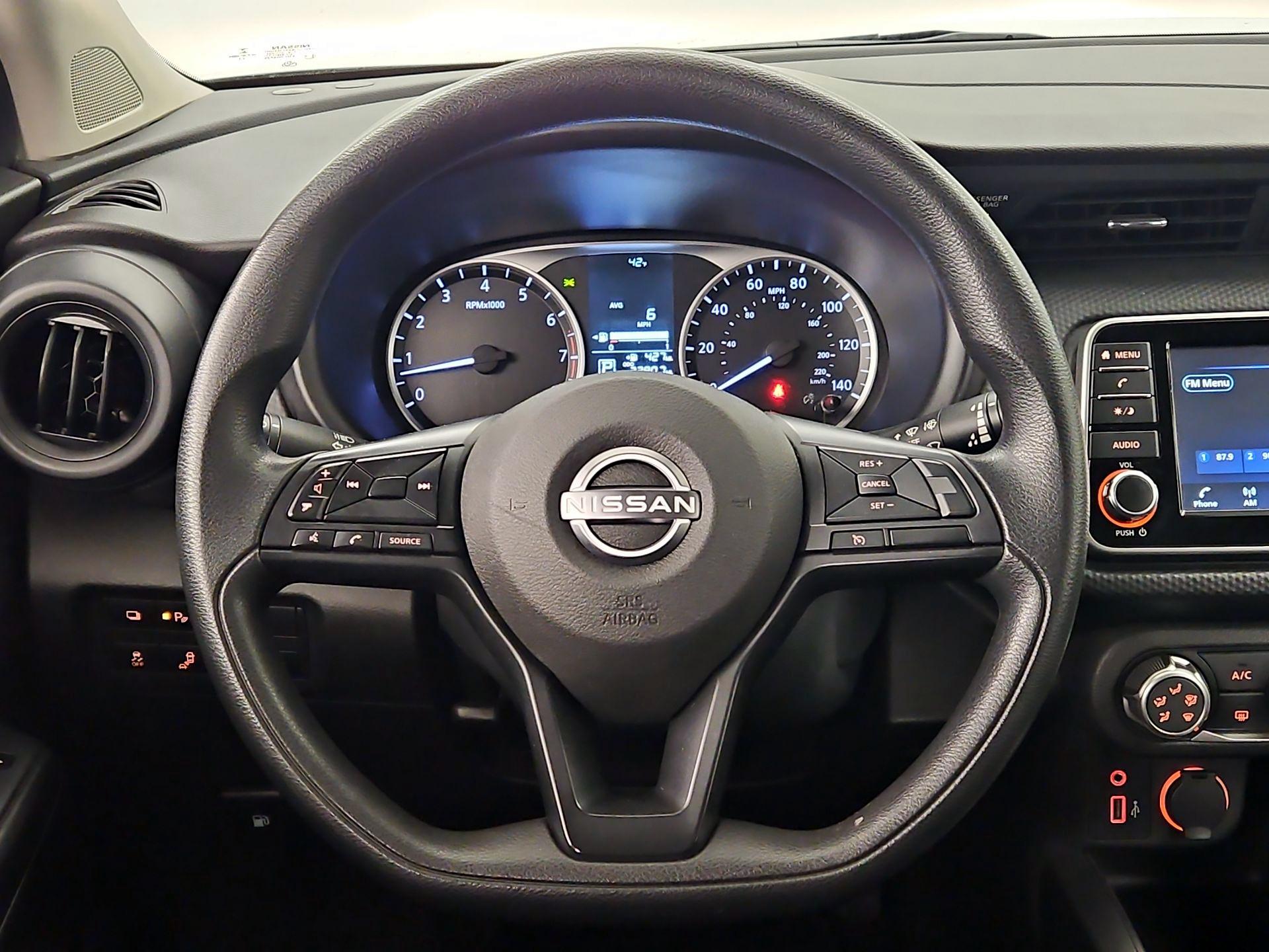 Thumbnail: 2023 Nissan Kicks - 10