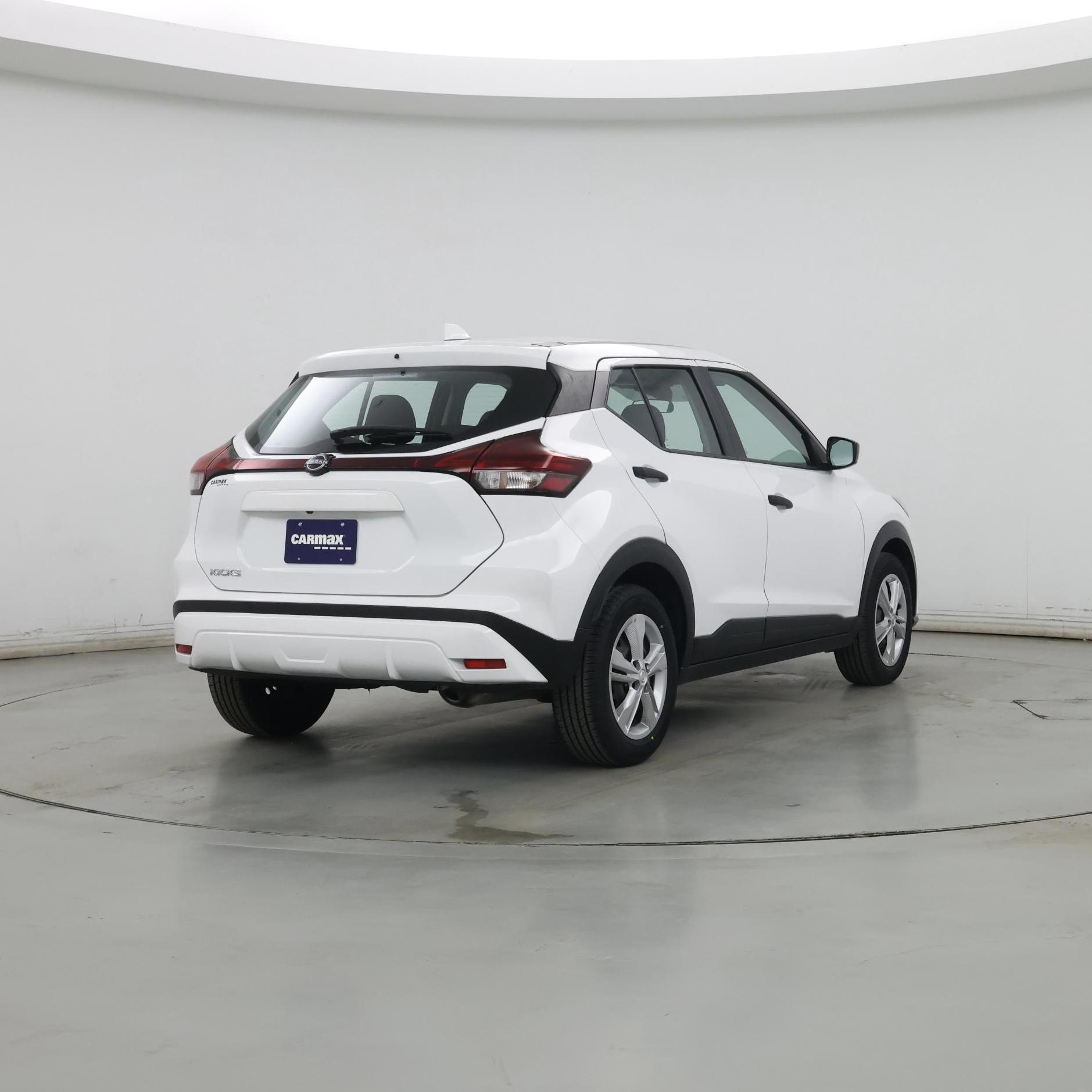 Thumbnail: 2023 Nissan Kicks - 8