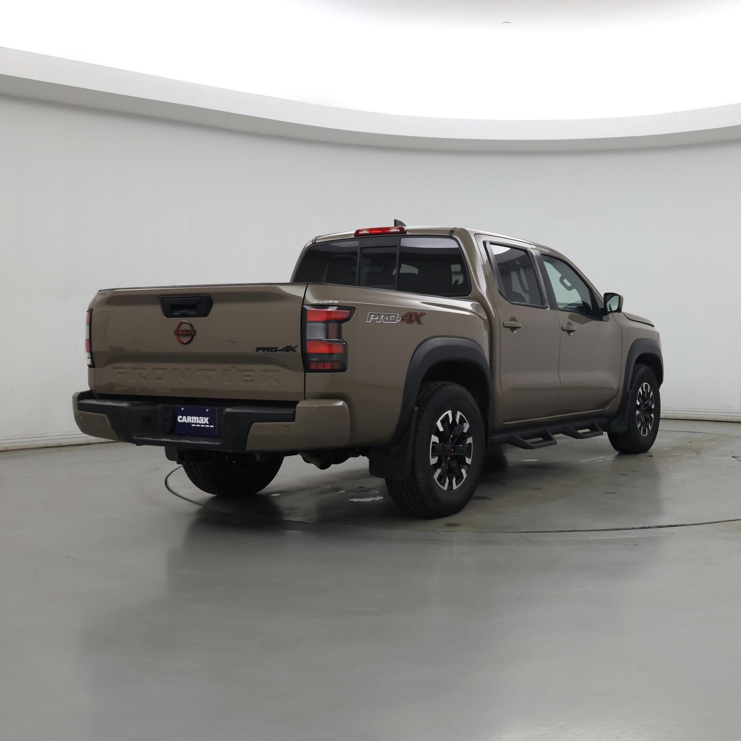 Thumbnail: 2023 Nissan Frontier - 8