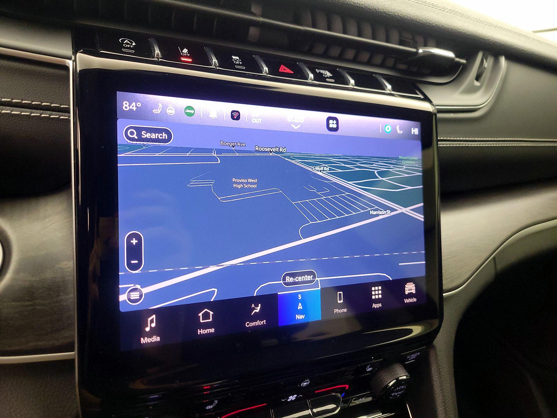 Thumbnail: 2023 Jeep Grand Cherokee - 14