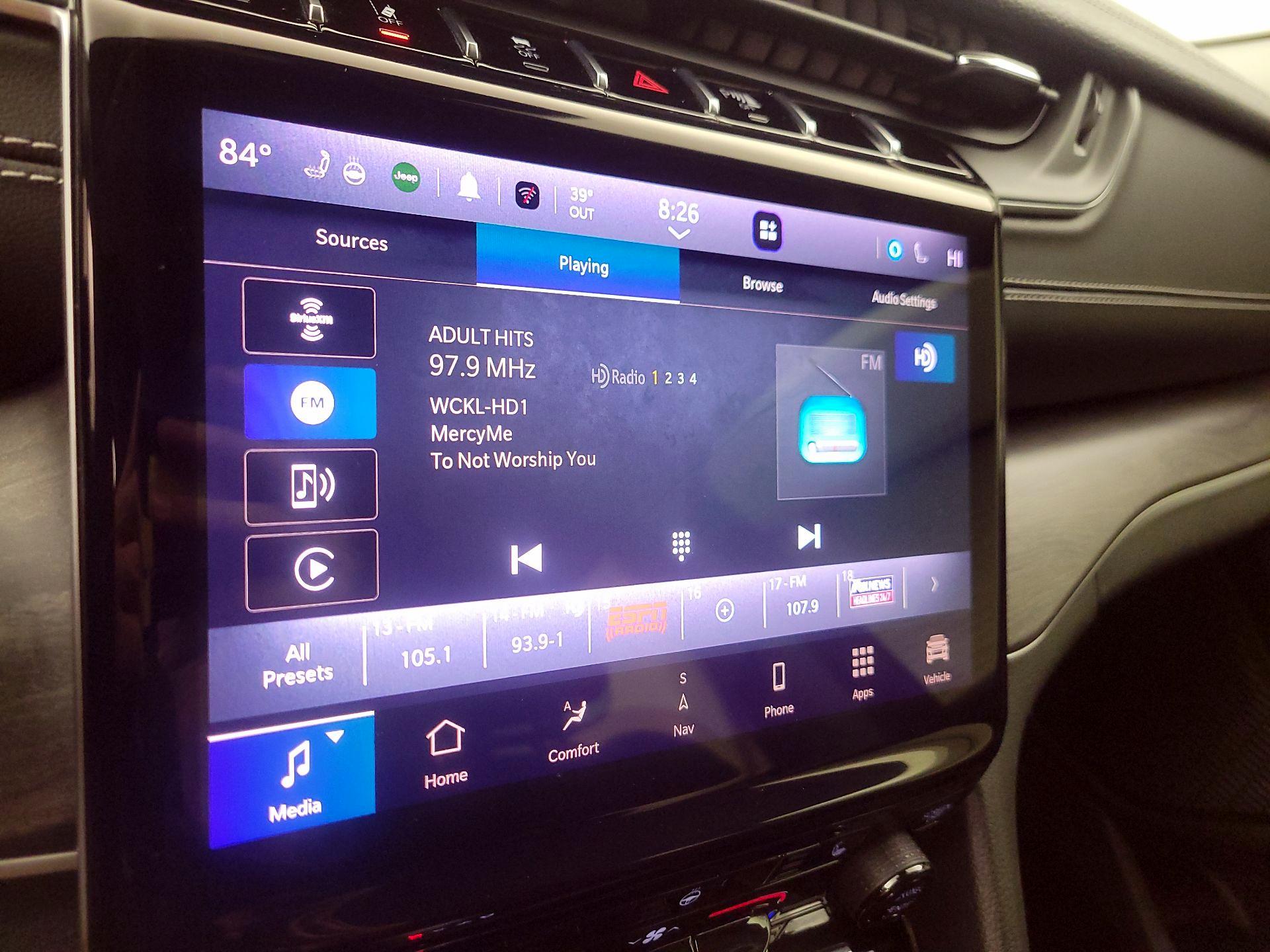 Thumbnail: 2023 Jeep Grand Cherokee - 16