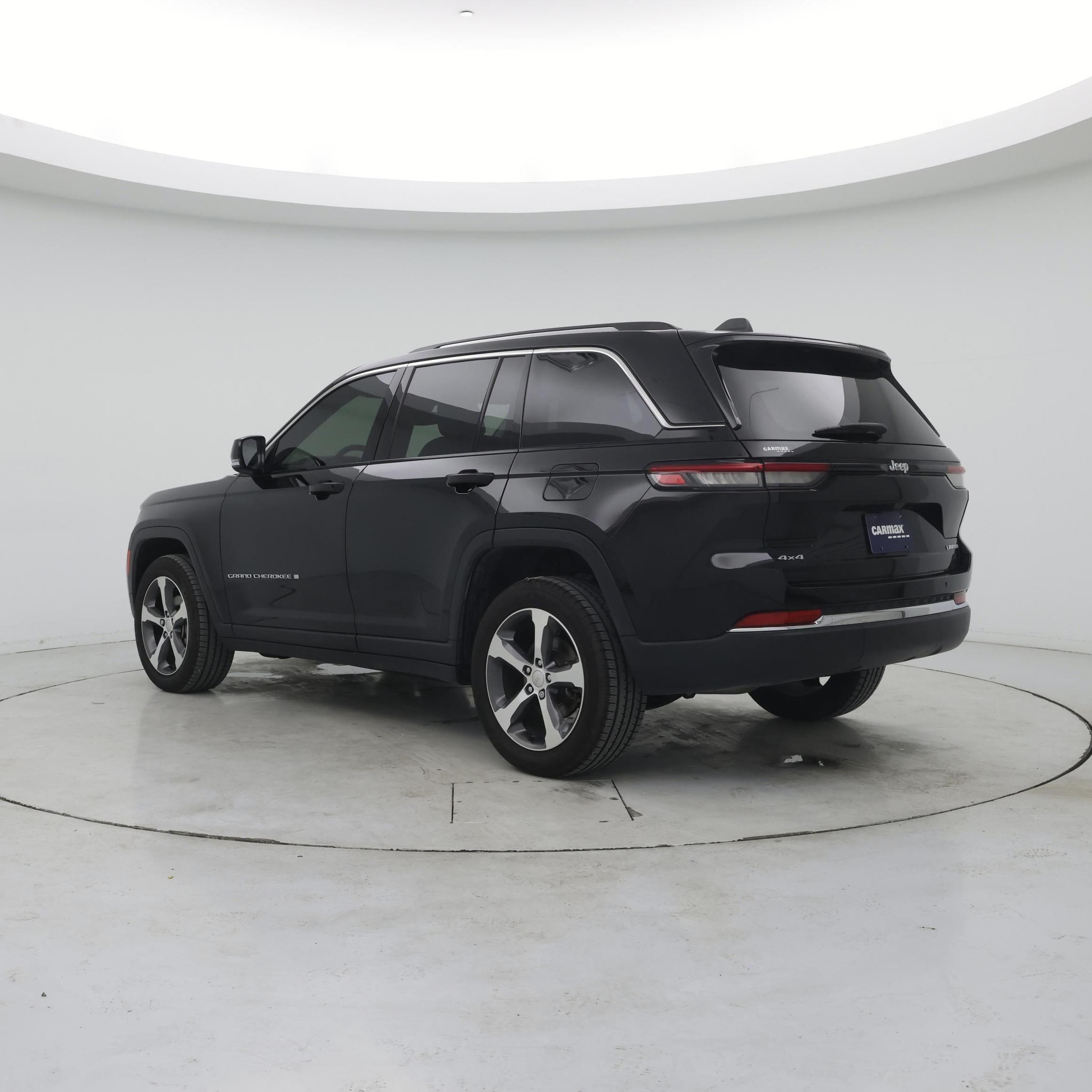 Thumbnail: 2023 Jeep Grand Cherokee - 2