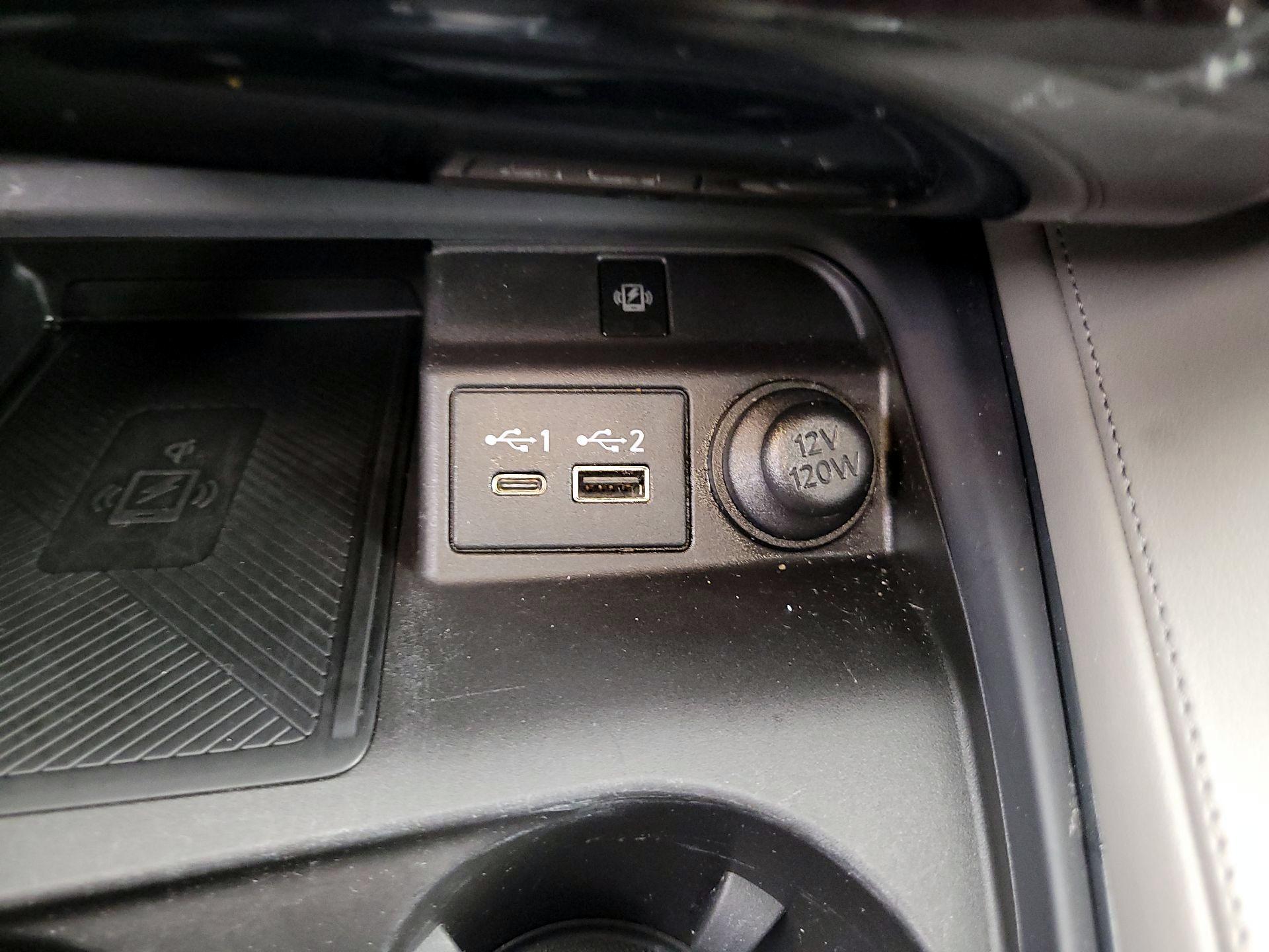 Thumbnail: 2023 INFINITI QX50 - 16