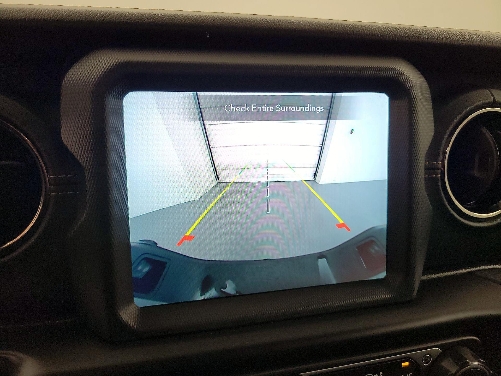 Thumbnail: 2021 Jeep Gladiator - 15