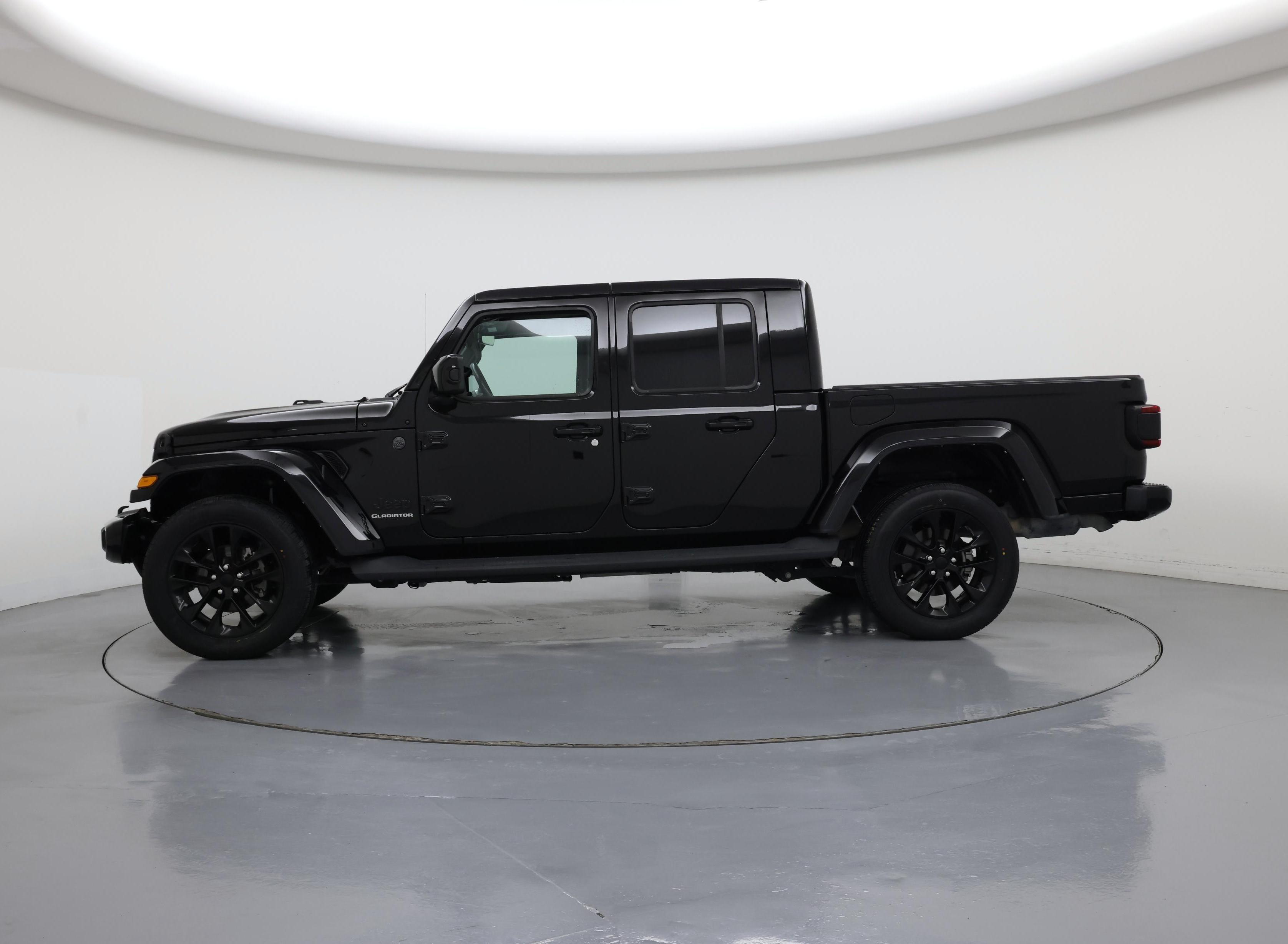Thumbnail: 2021 Jeep Gladiator - 3