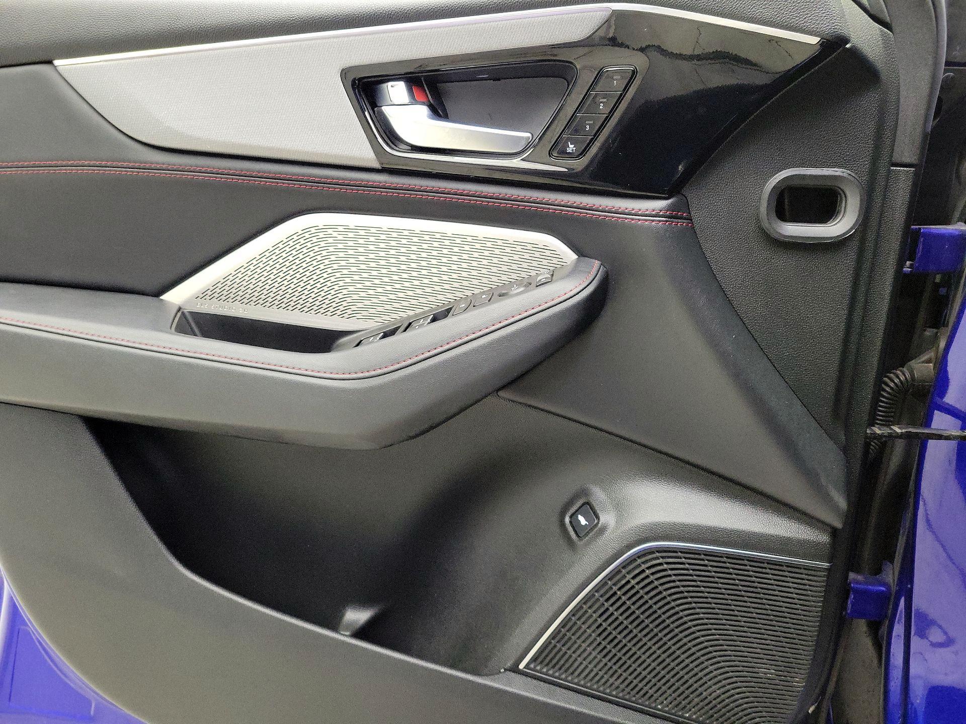 Thumbnail: 2022 Acura MDX - 12