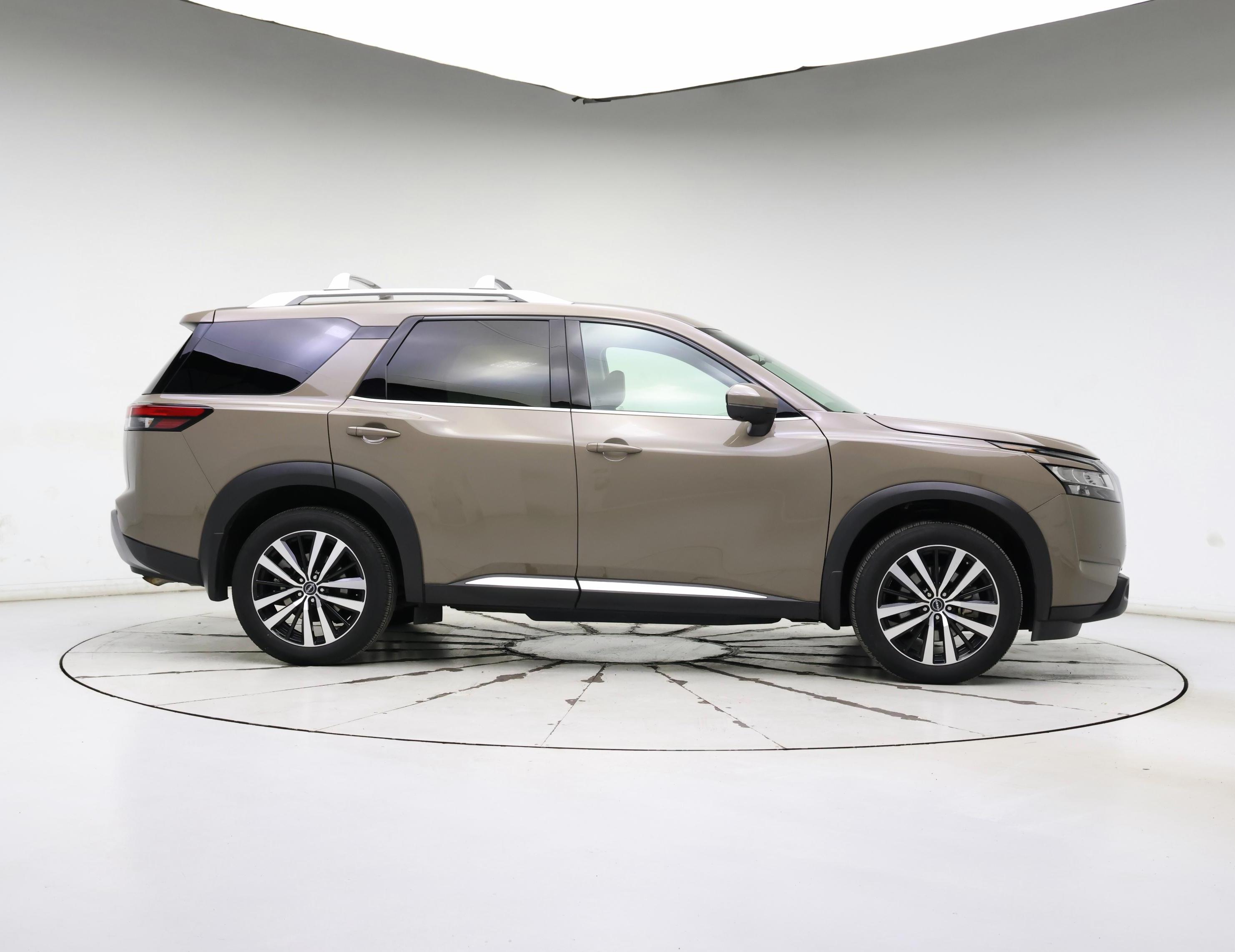 Thumbnail: 2024 Nissan Pathfinder - 7