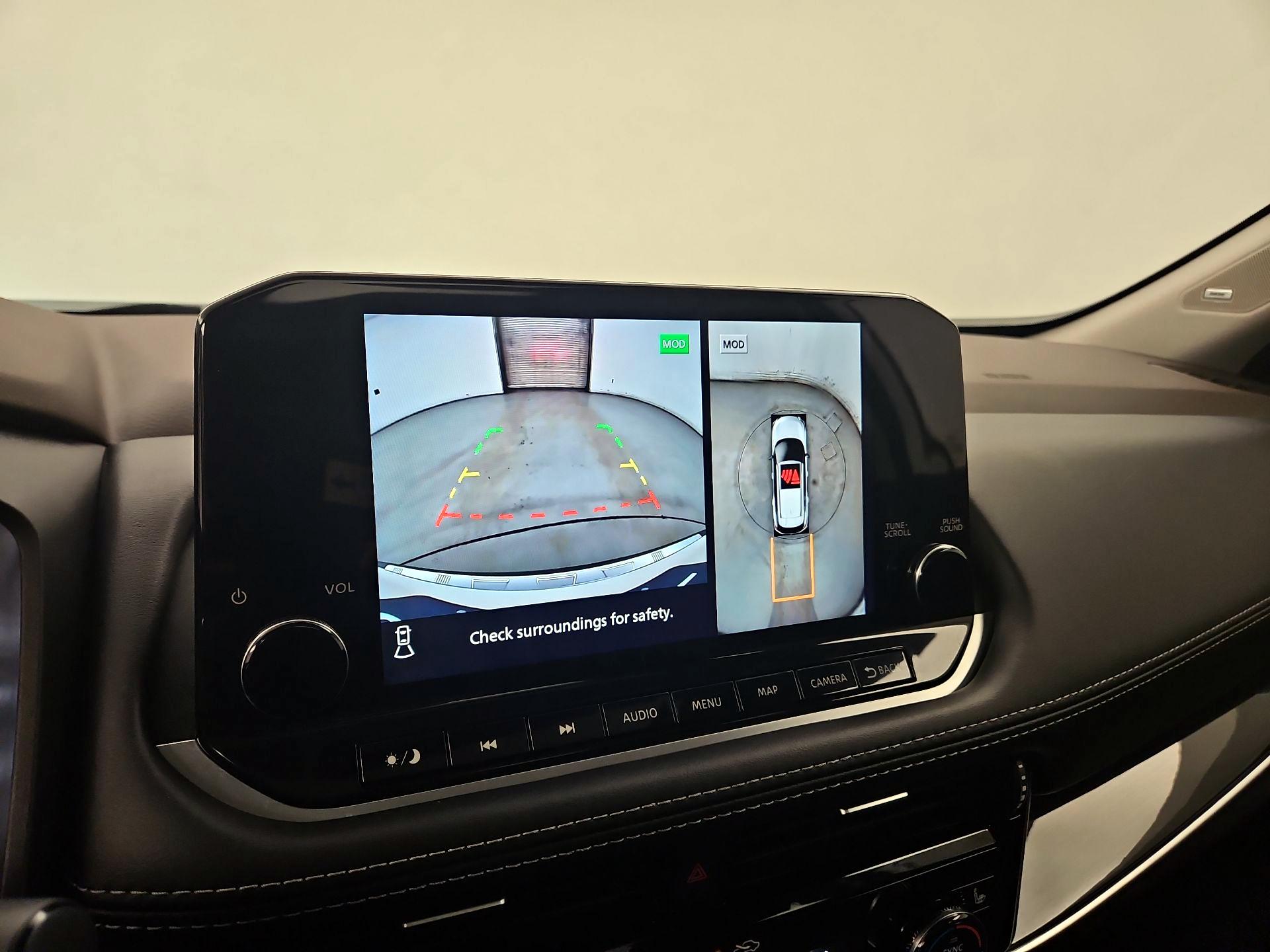 Thumbnail: 2023 Nissan Rogue - 15