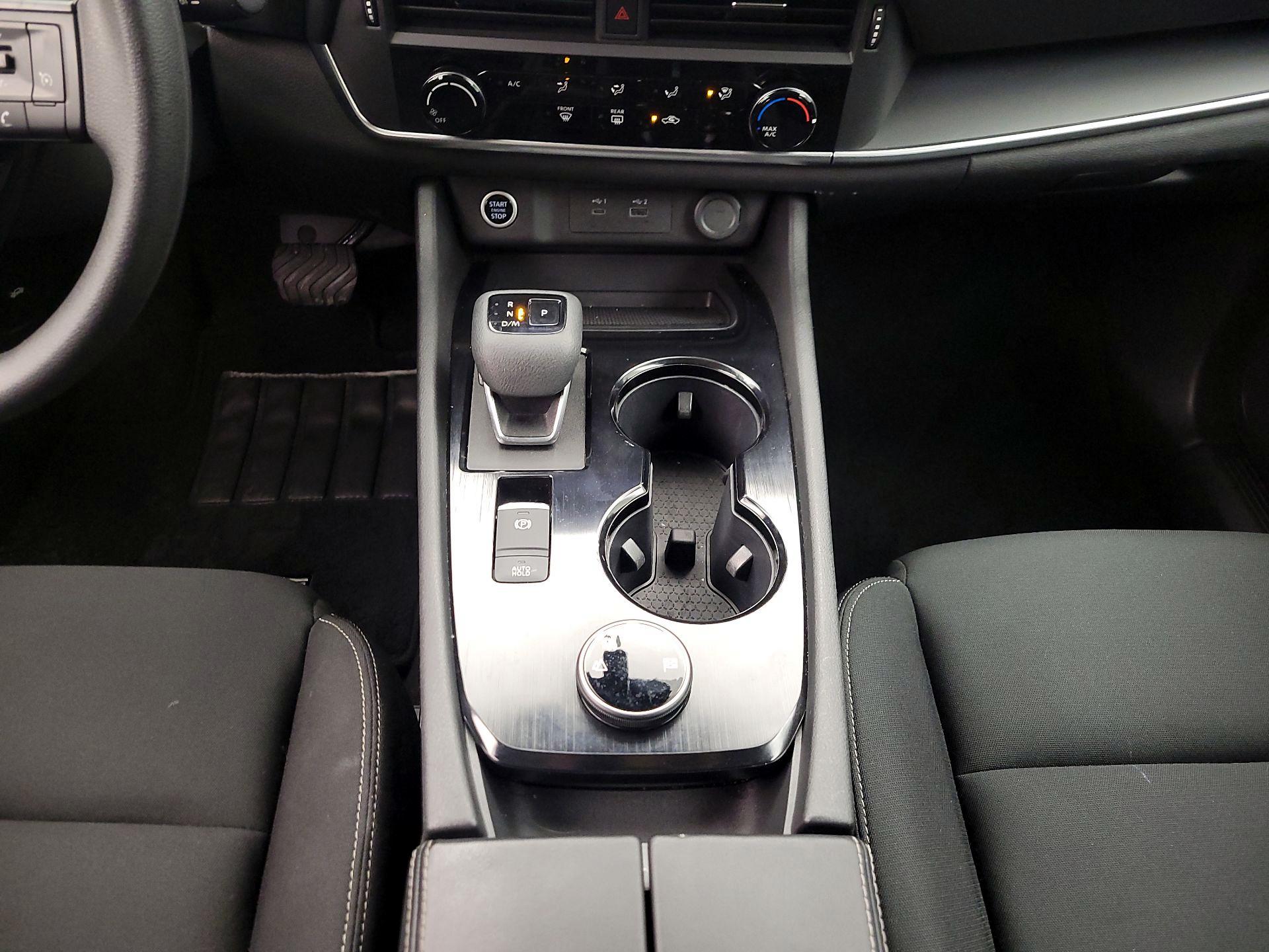 Thumbnail: 2023 Nissan Rogue - 17