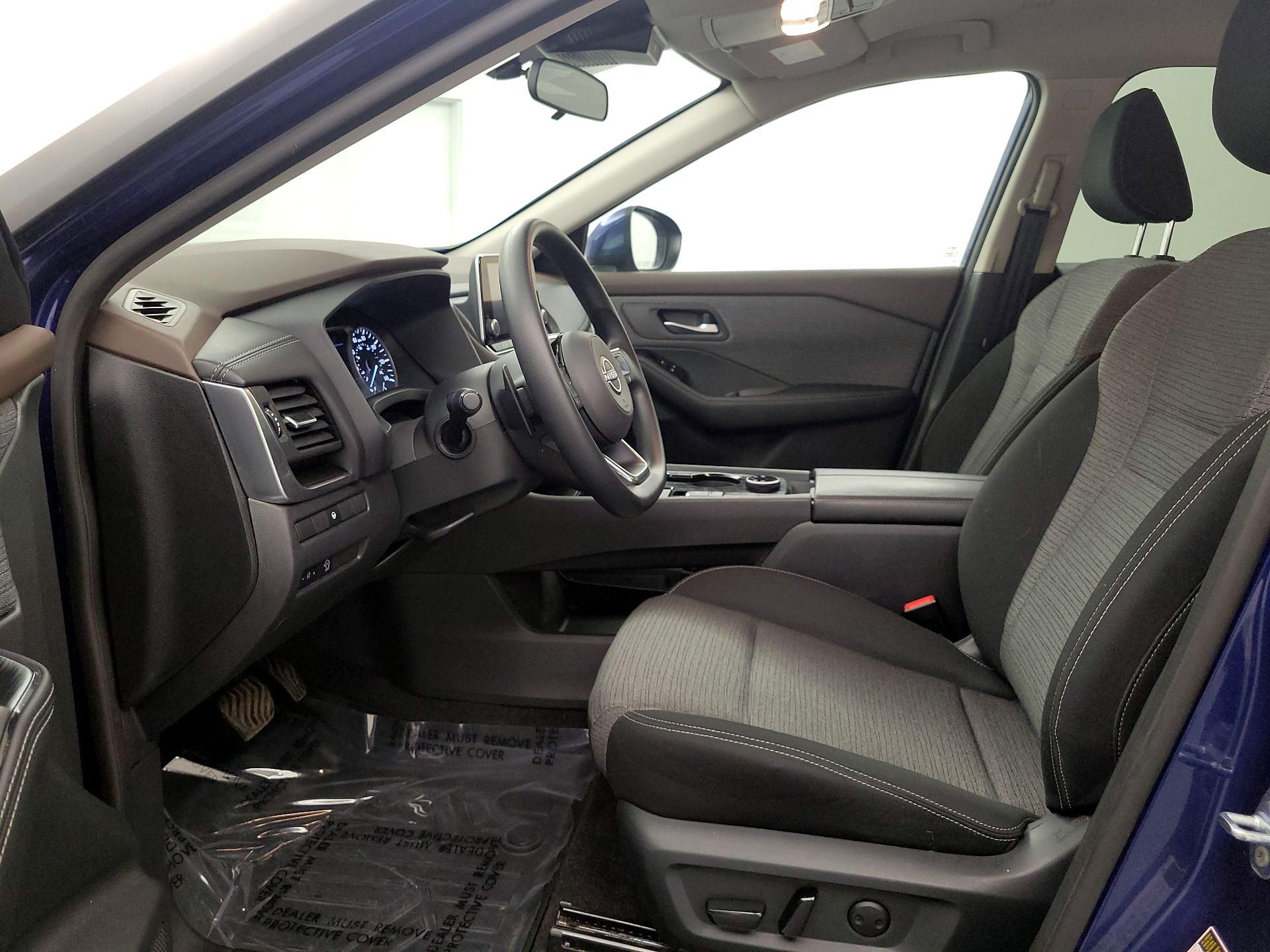 Thumbnail: 2023 Nissan Rogue - 11