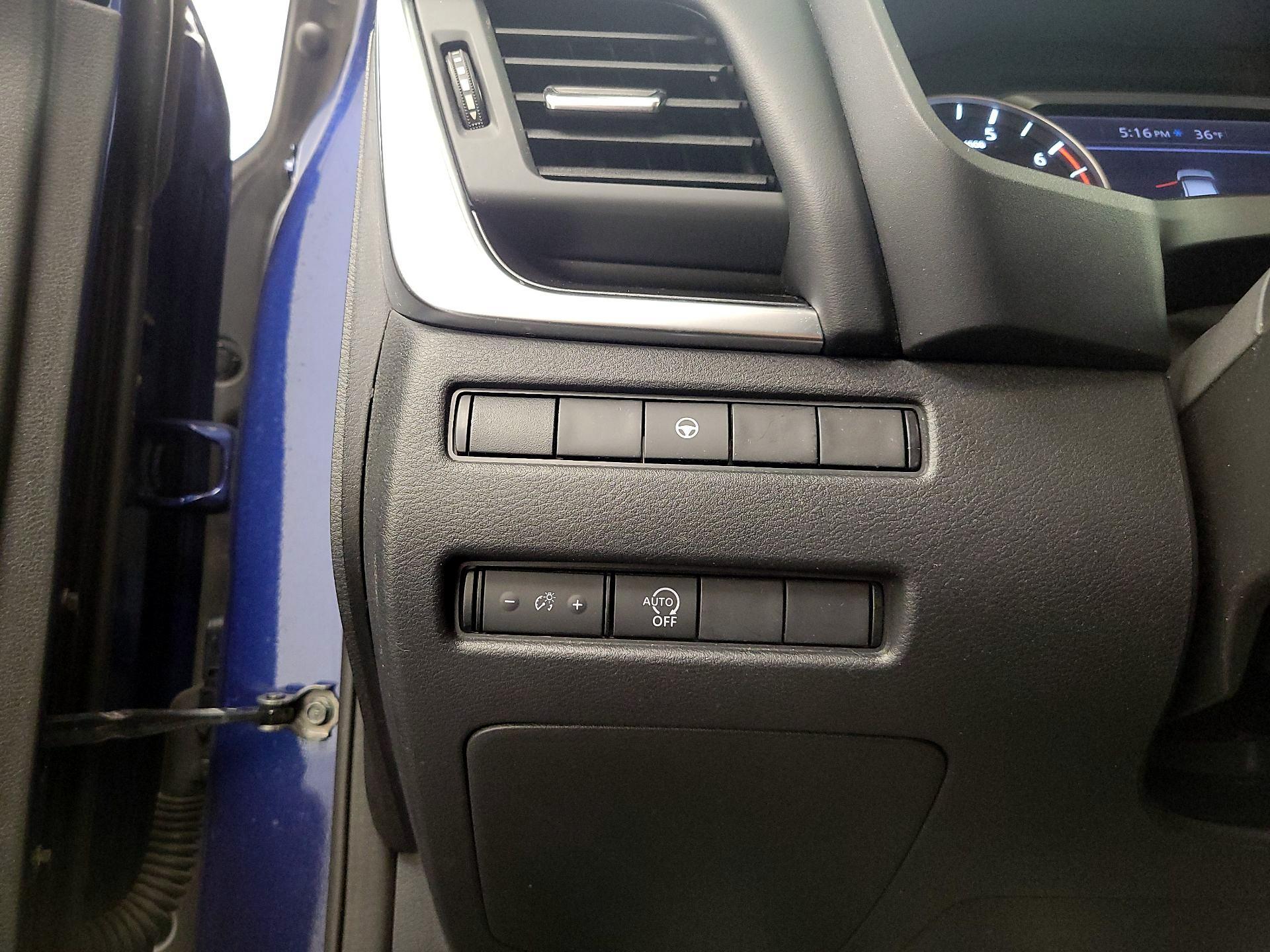 Thumbnail: 2023 Nissan Rogue - 13