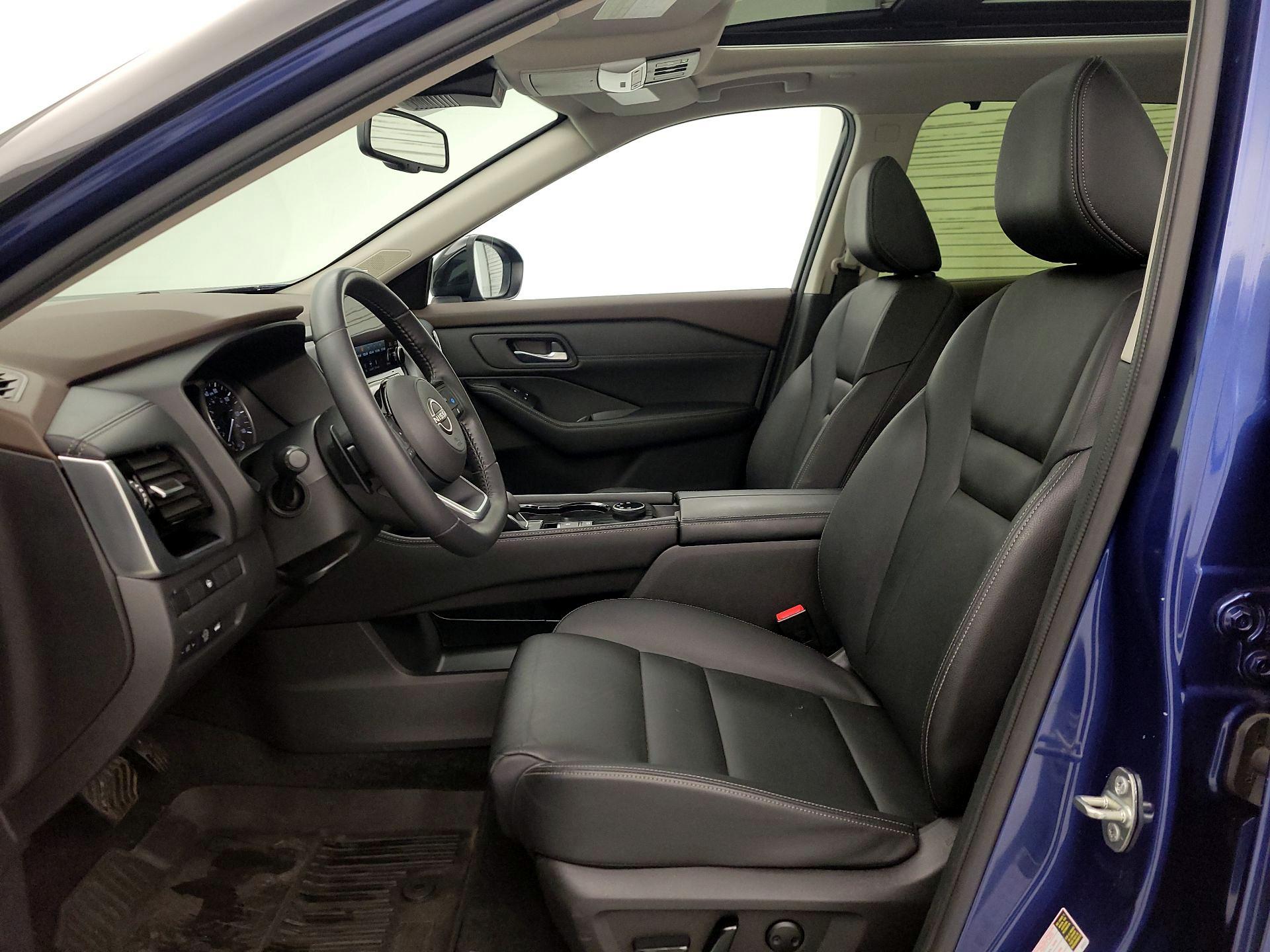 Thumbnail: 2023 Nissan Rogue - 11