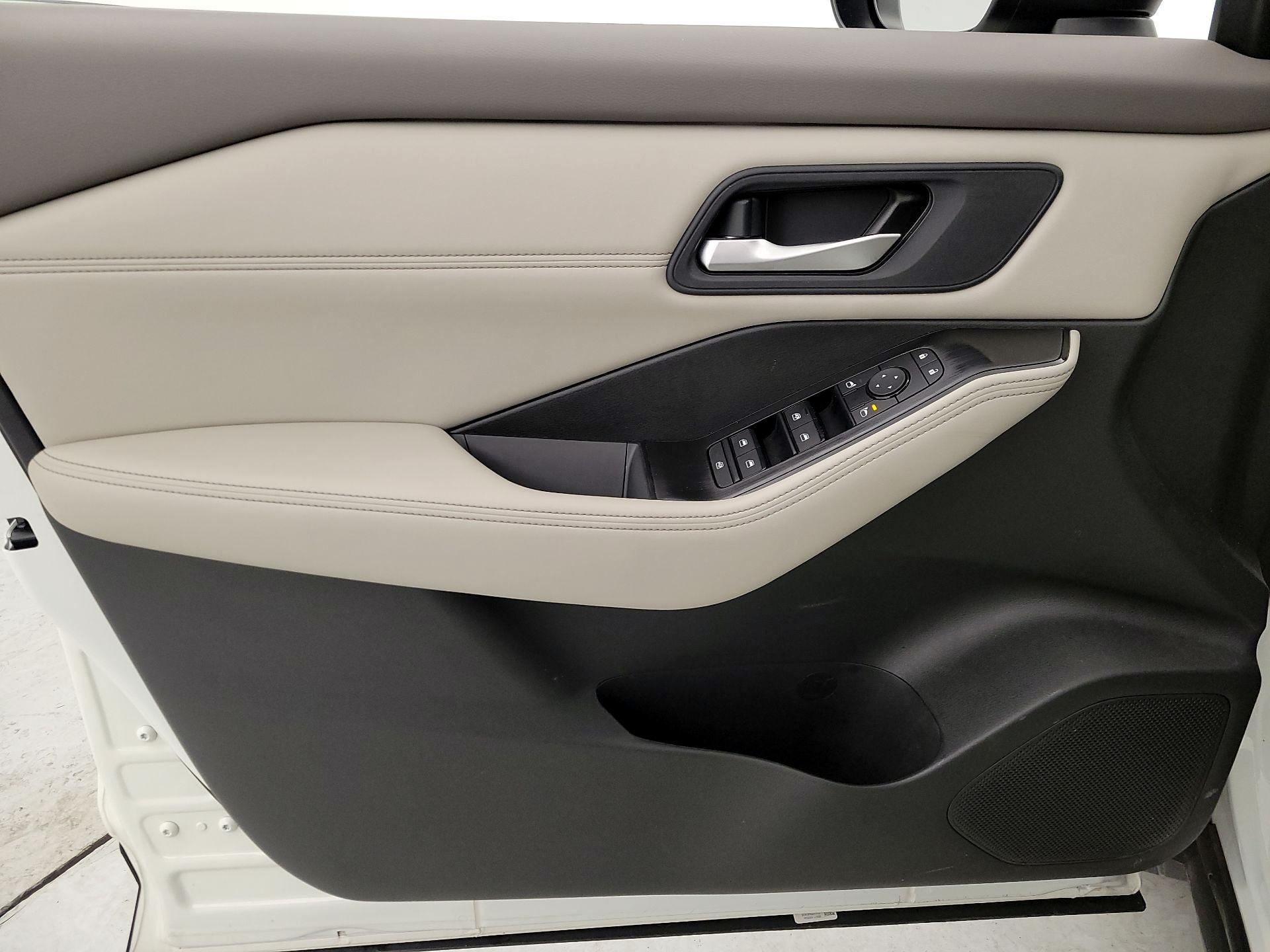 Thumbnail: 2023 Nissan Rogue - 12