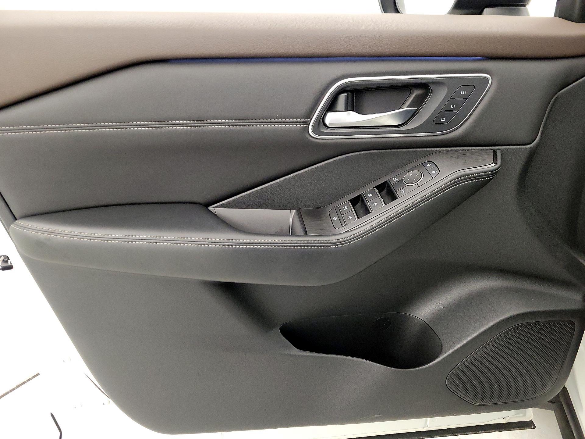 Thumbnail: 2023 Nissan Rogue - 12