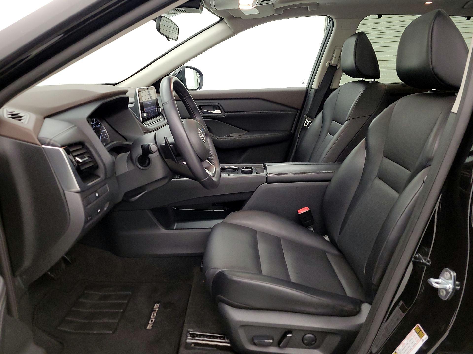 Thumbnail: 2023 Nissan Rogue - 11