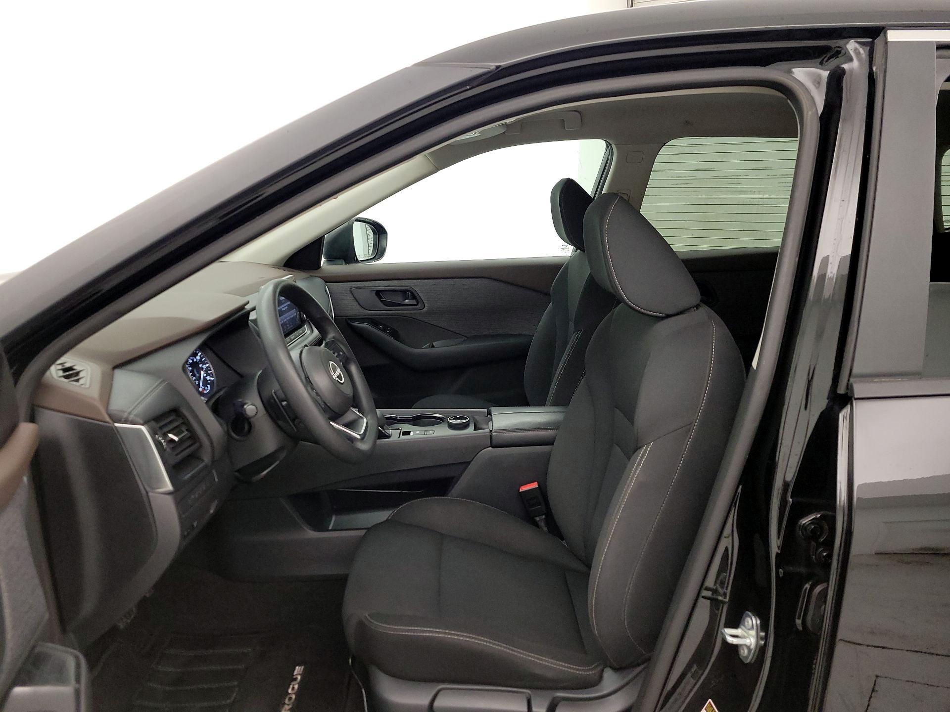 Thumbnail: 2023 Nissan Rogue - 11