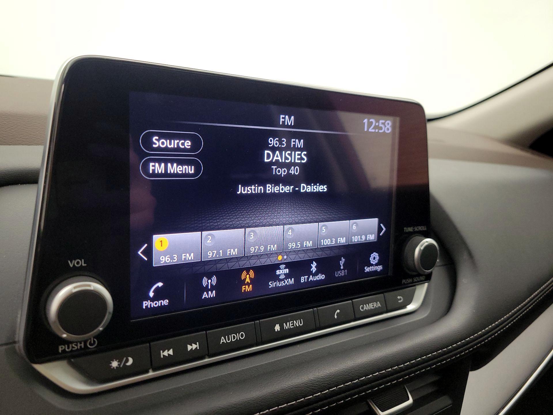 Thumbnail: 2023 Nissan Rogue - 15