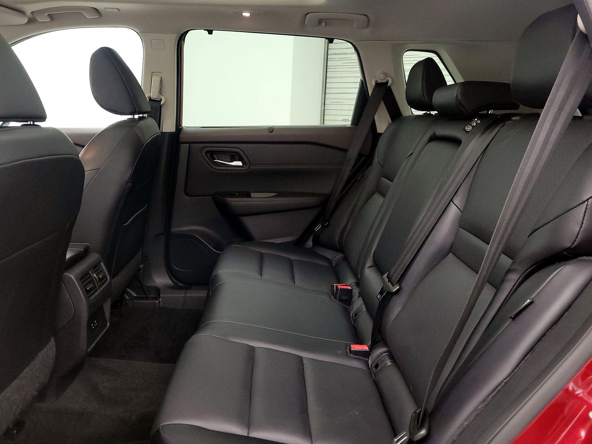 Thumbnail: 2023 Nissan Rogue - 20