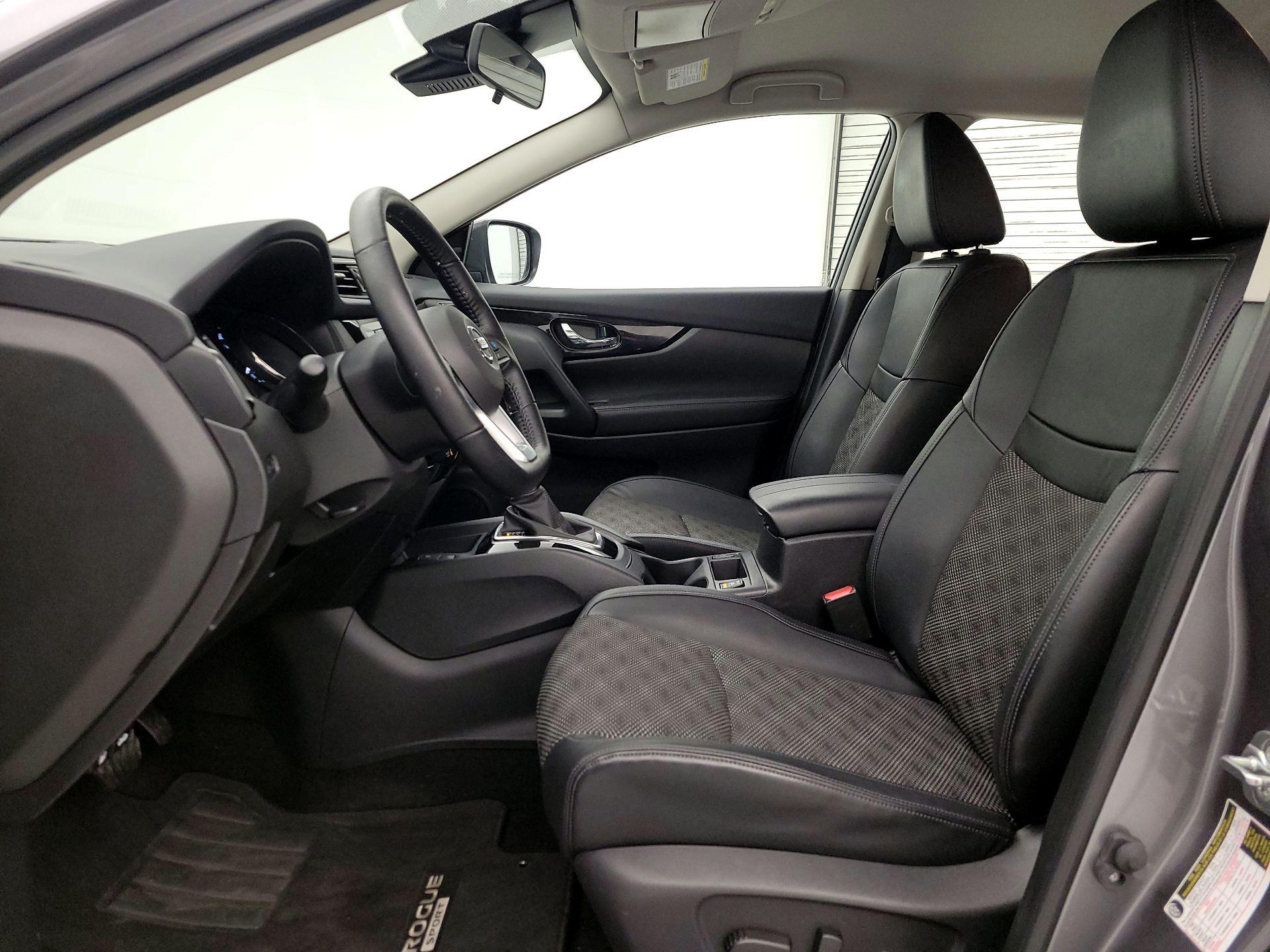 Thumbnail: 2022 Nissan Rogue Sport - 11