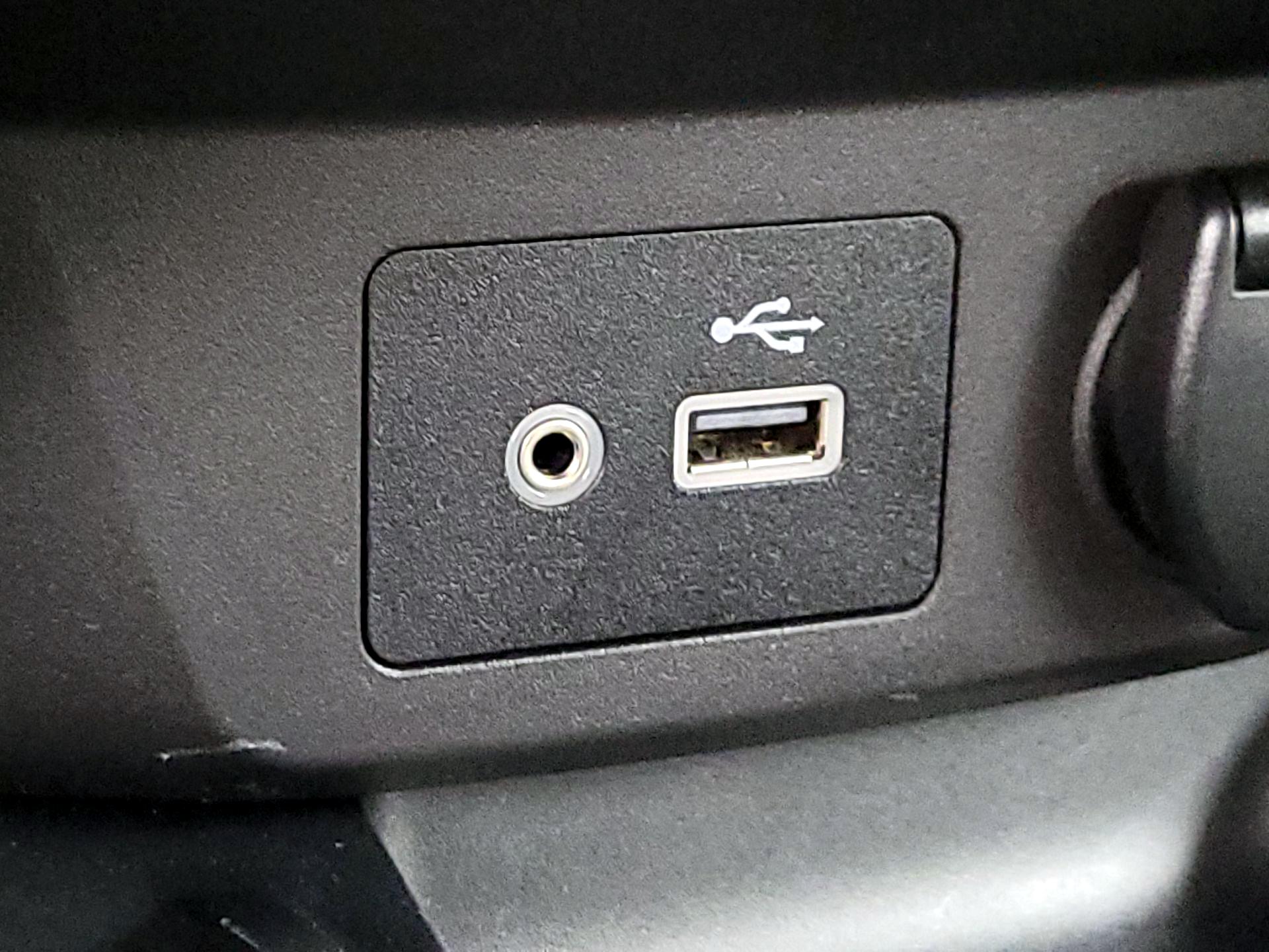 Thumbnail: 2022 Nissan Rogue Sport - 18