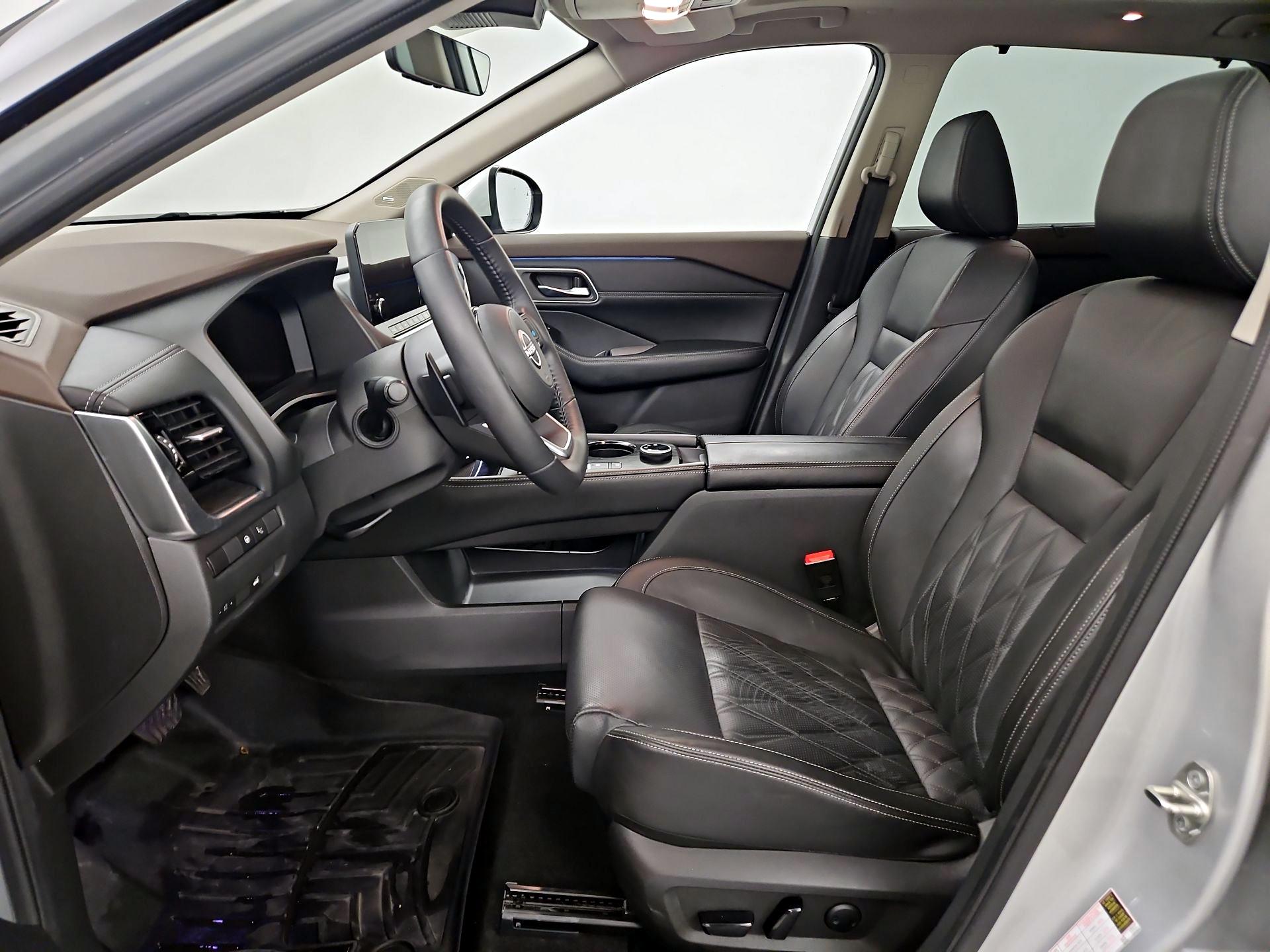 Thumbnail: 2023 Nissan Rogue - 11