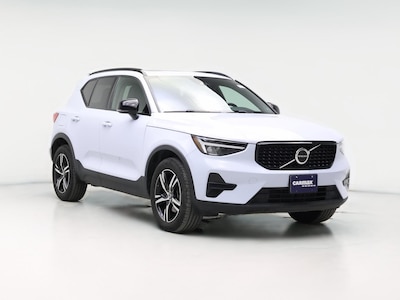 2024 Volvo XC40 B5 Core Dark Theme