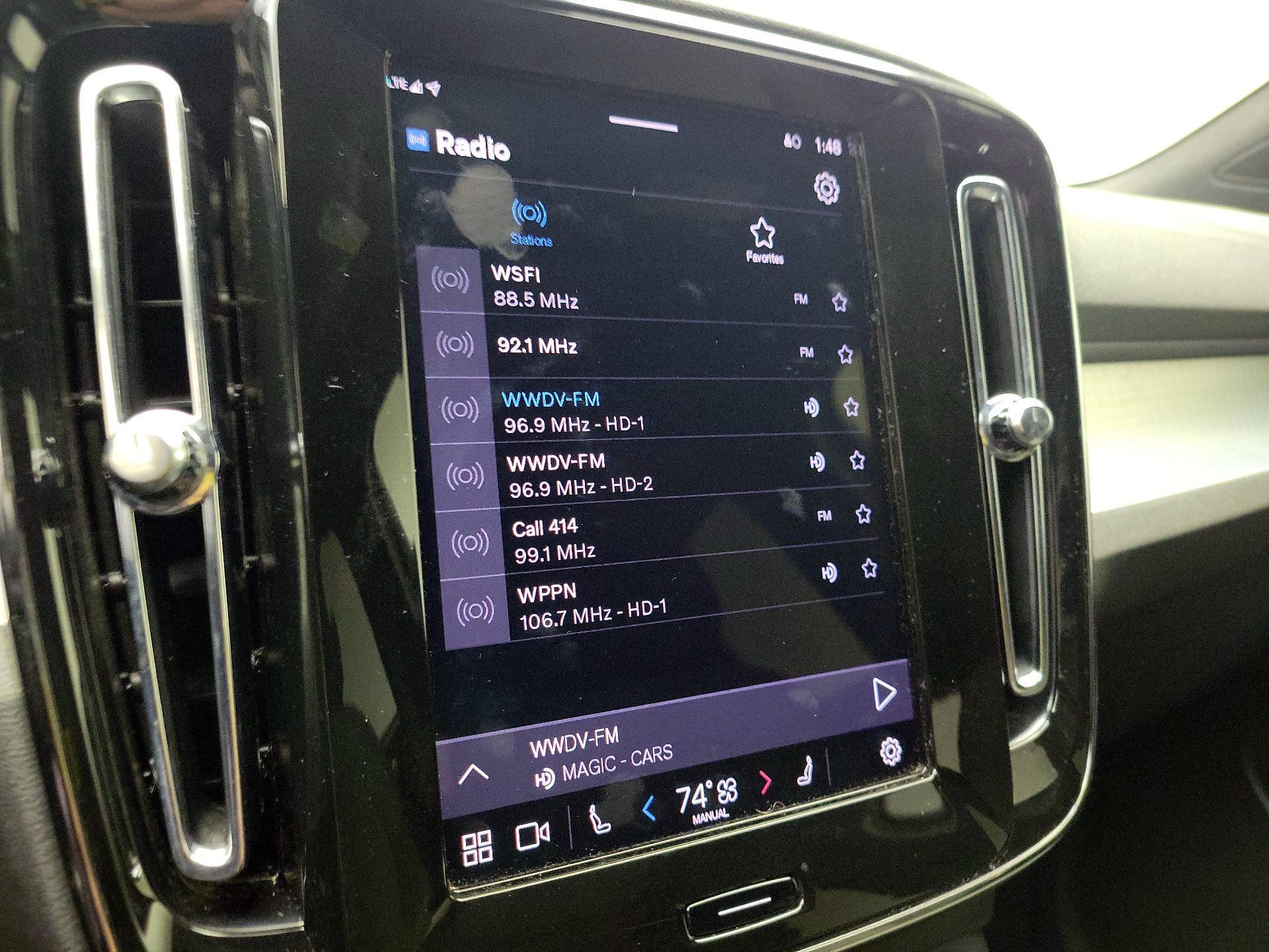 Thumbnail: 2024 Volvo XC40 - 15