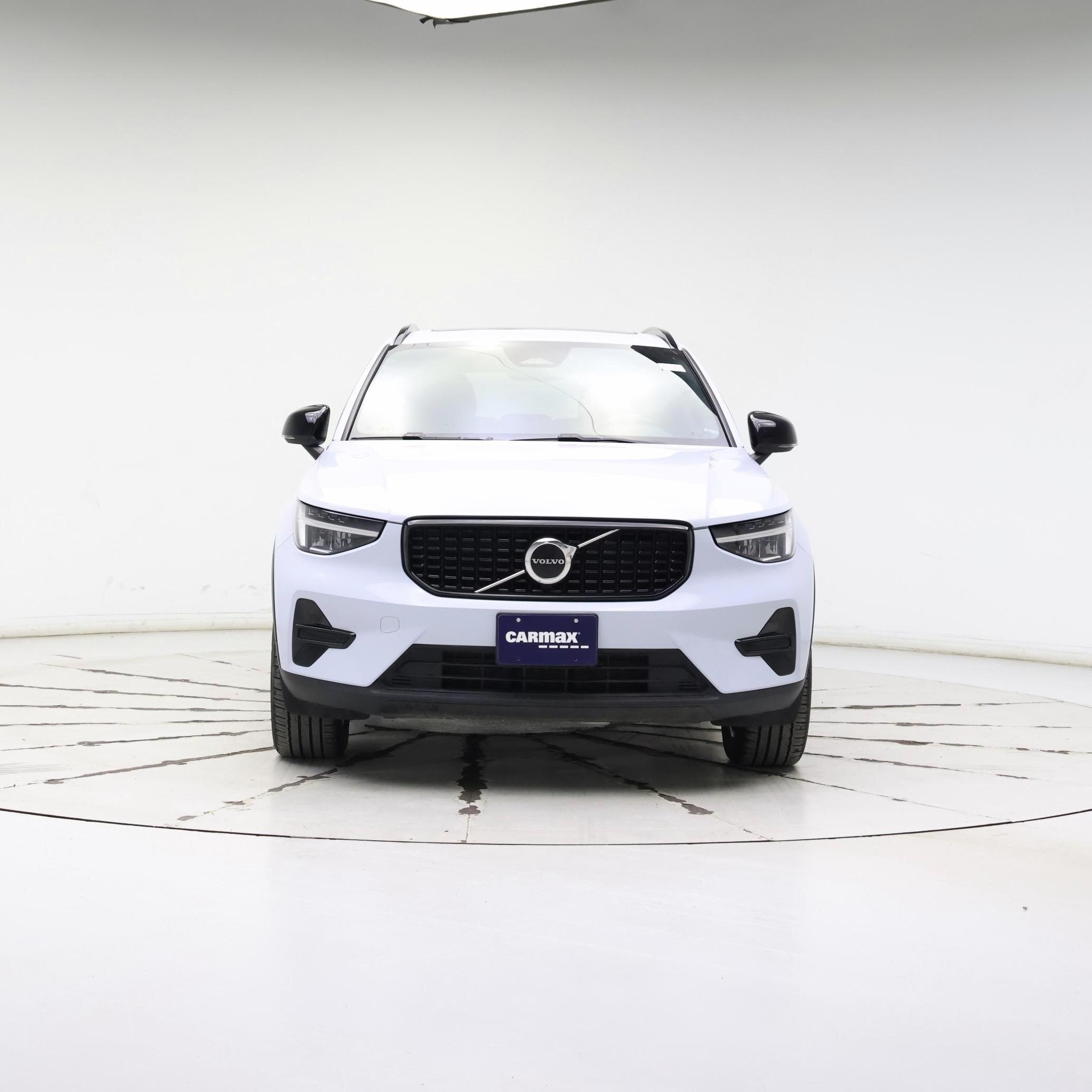Thumbnail: 2024 Volvo XC40 - 5