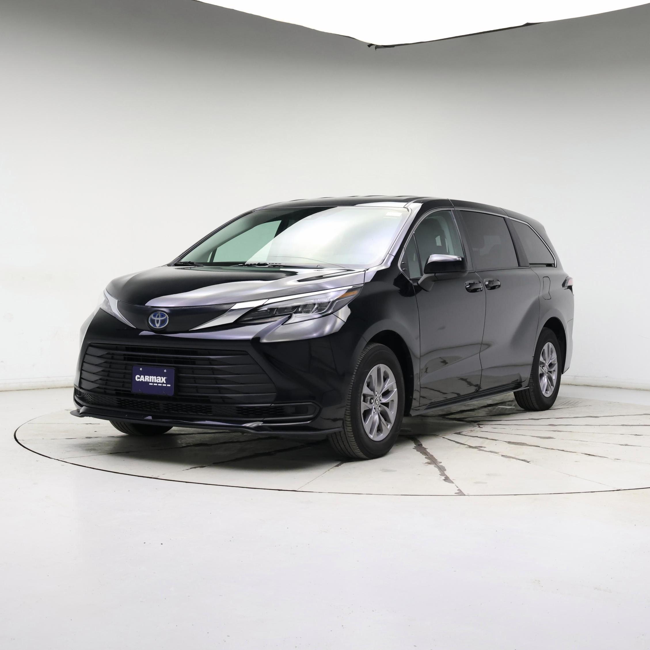 Thumbnail: 2024 Toyota Sienna - 4