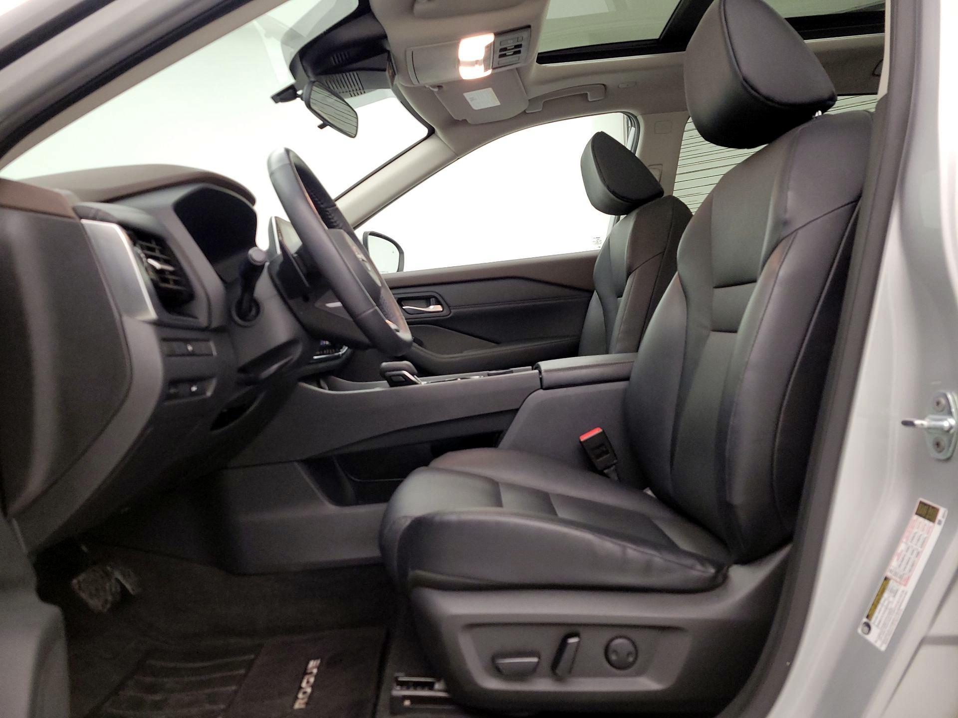 Thumbnail: 2023 Nissan Rogue - 11